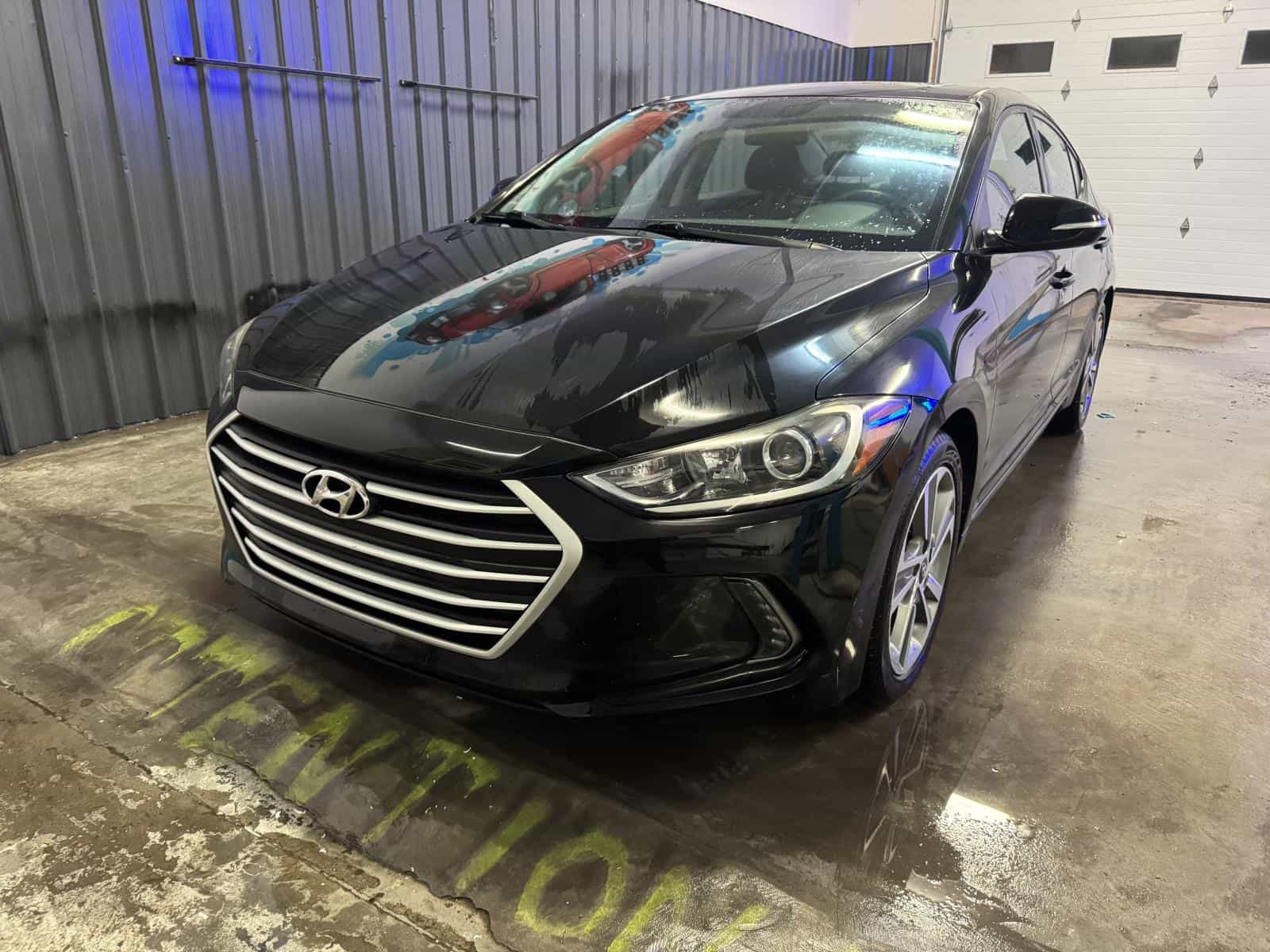 2017 Hyundai Elantra GLS - Image 1