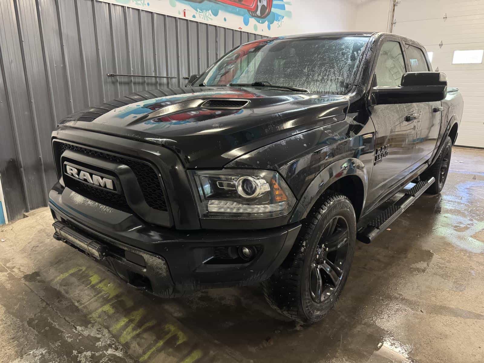 Image 1 RAM 1500 Classic Warlock 2023