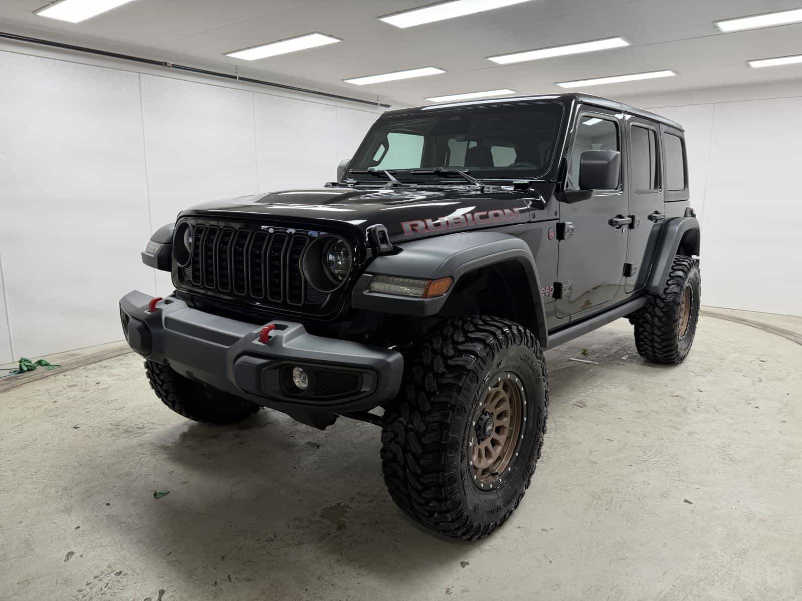 Image 1 Jeep Wrangler 4 Door Rubicon 2026
