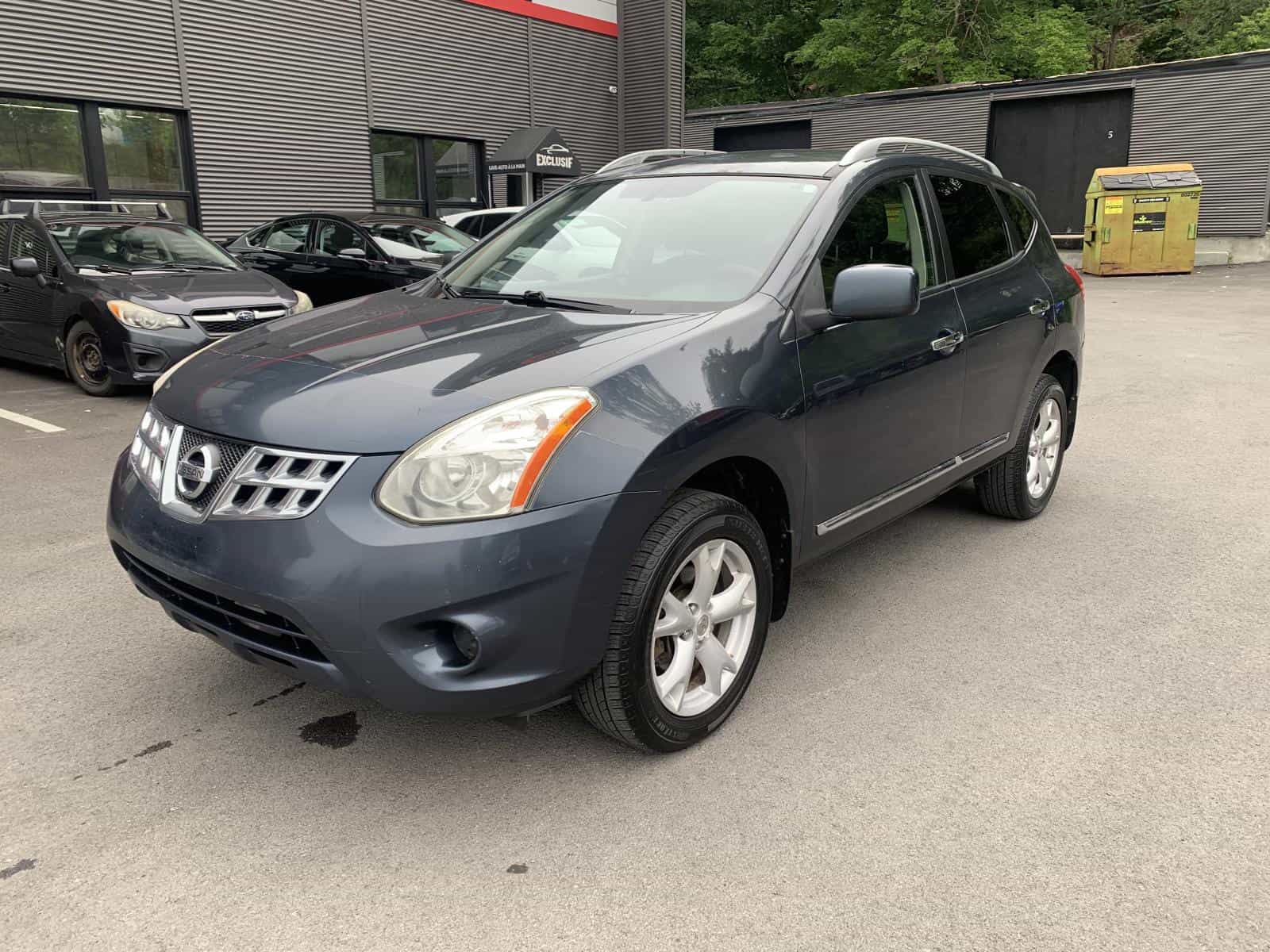 Image 1 Nissan Rogue SV 2013