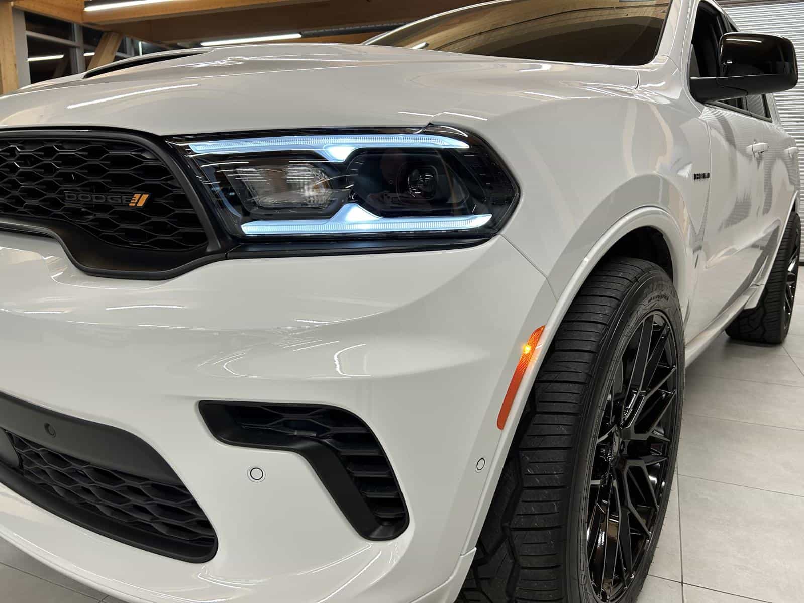 2023 Dodge Durango R/T - Image 26