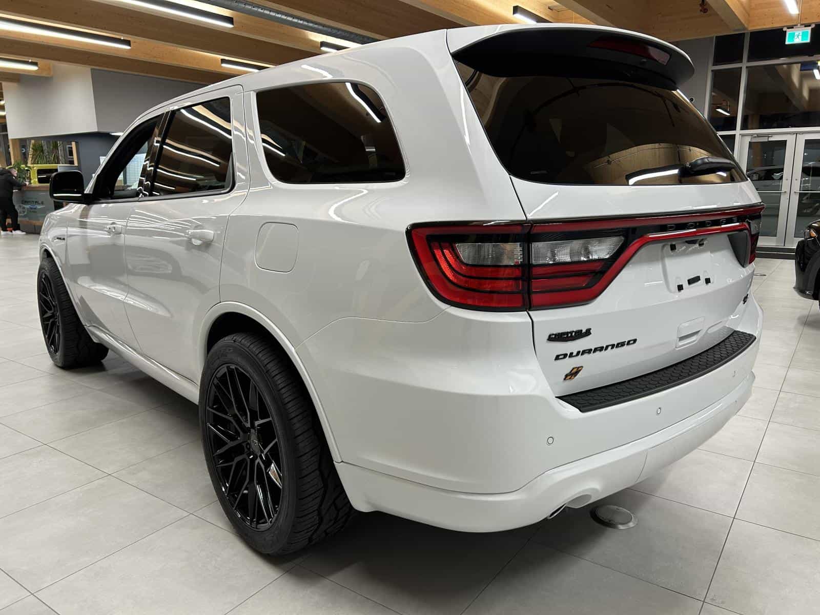 2023 Dodge Durango R/T - Image 28