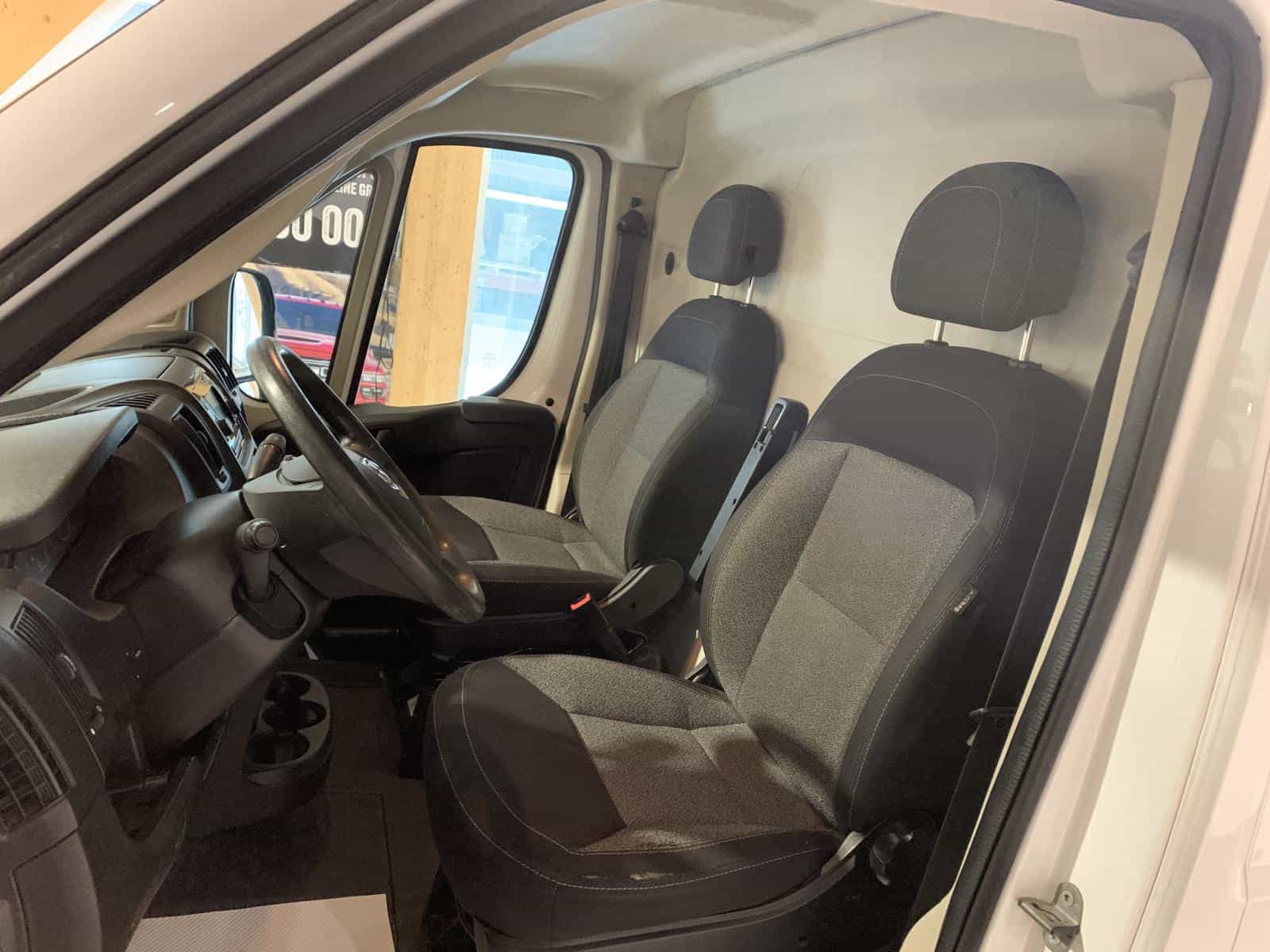 2019 RAM ProMaster 3500 High Roof - Image 11