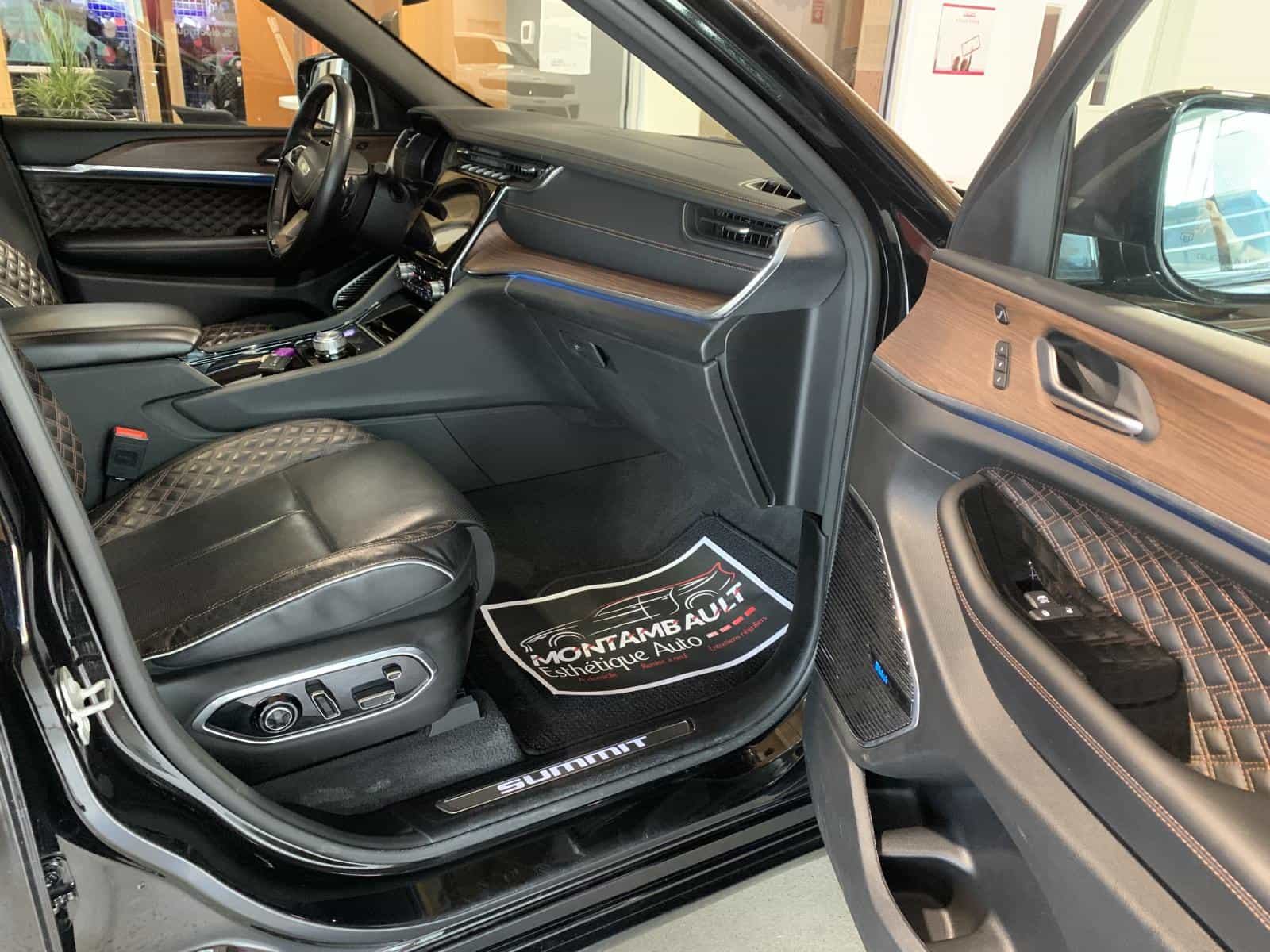 2021 Jeep Grand Cherokee L Summit Summit - Image 5