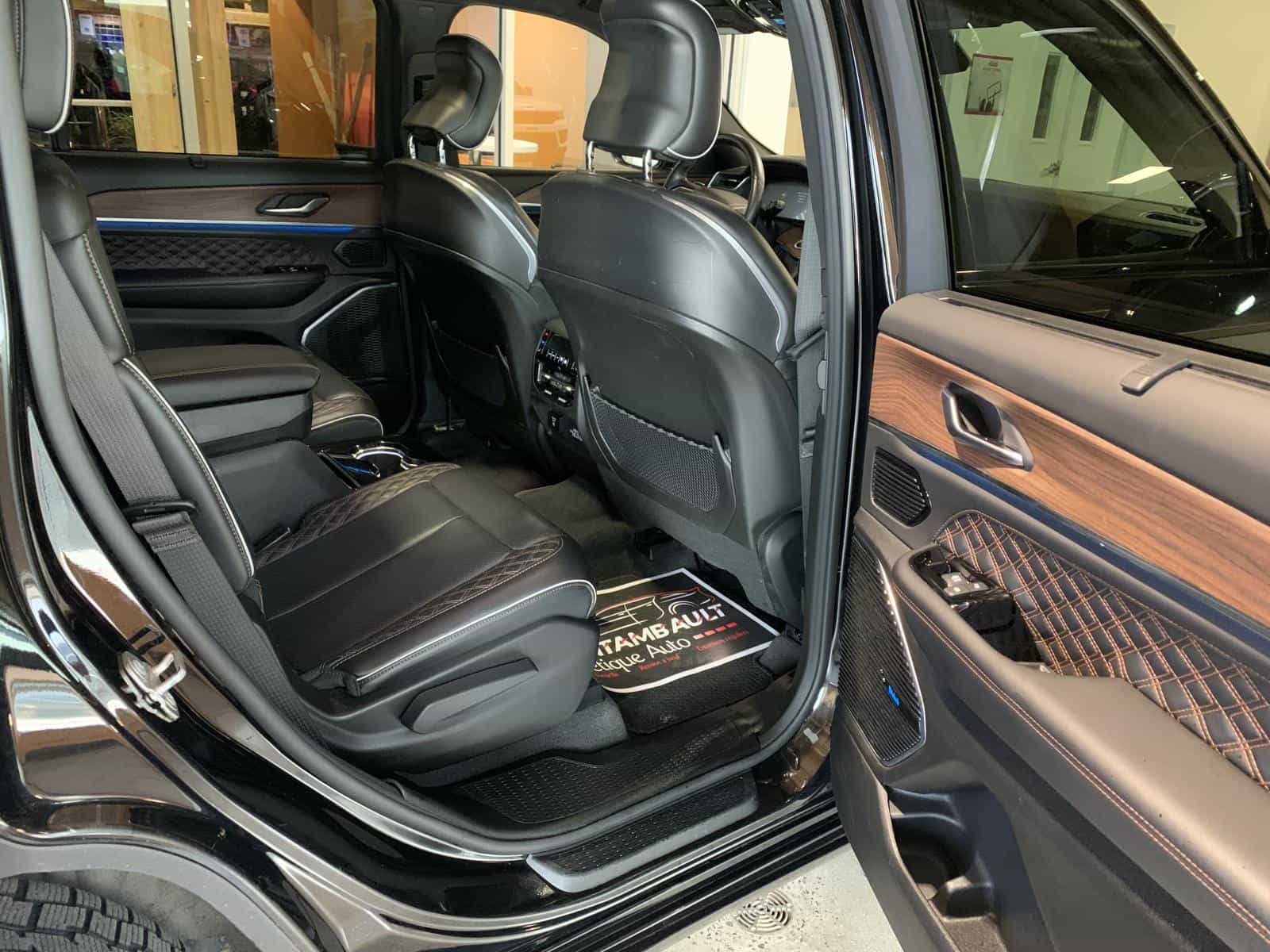 2021 Jeep Grand Cherokee L Summit Summit - Image 6