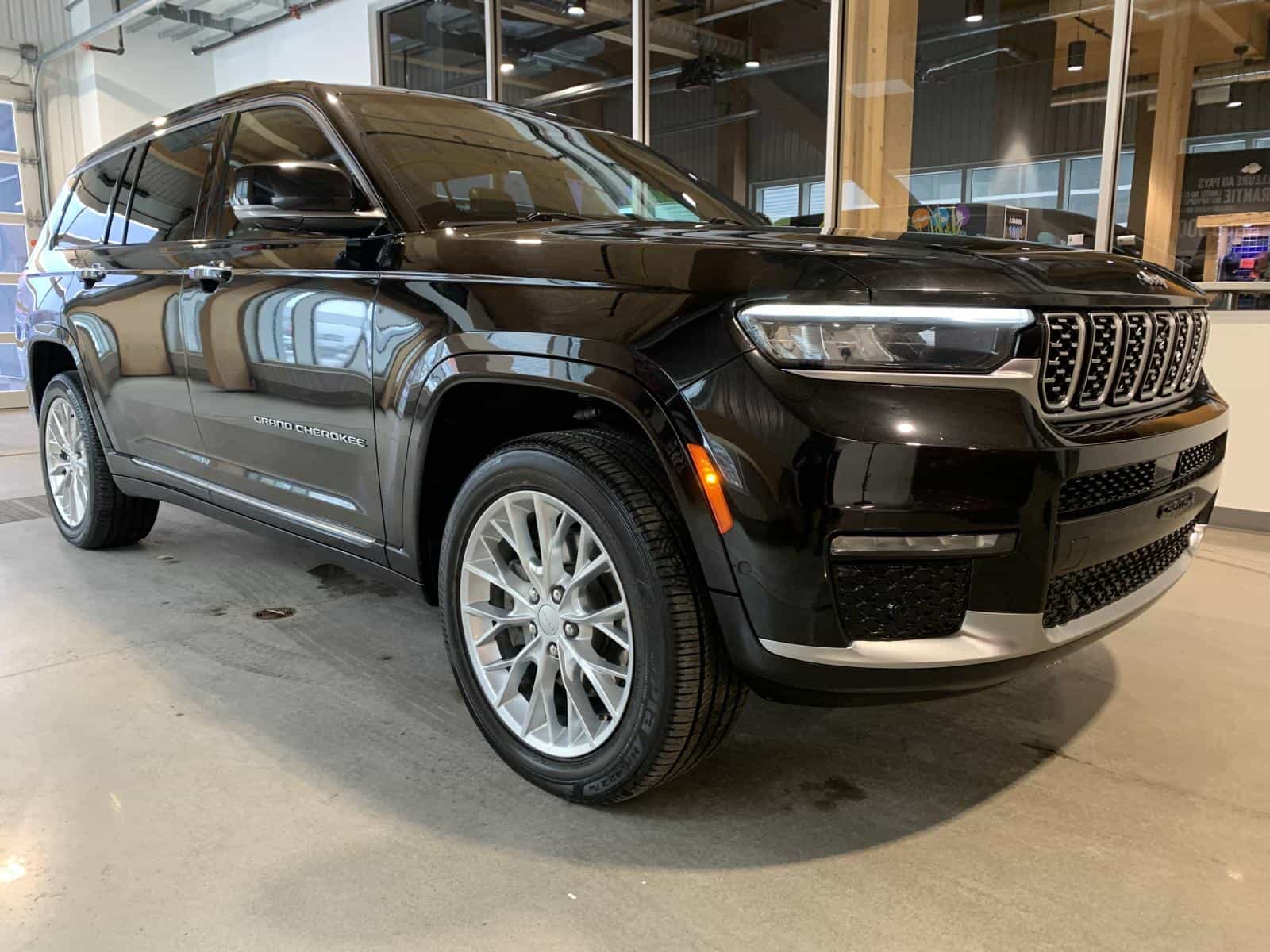 Image 6 Jeep Grand Cherokee L Summit 2021