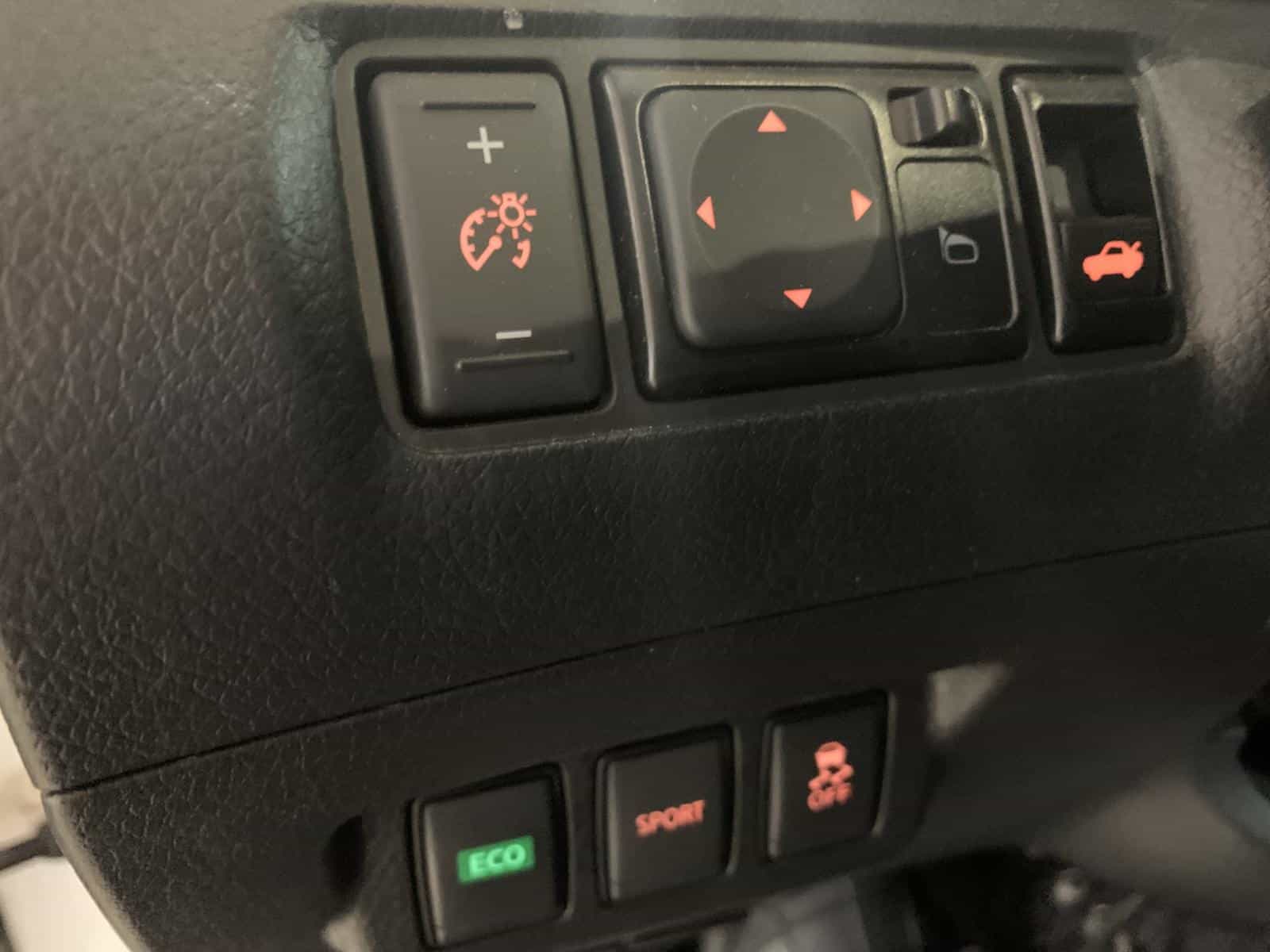 2018 Nissan SENTRA S/SV/SR/SL SV - Image 16