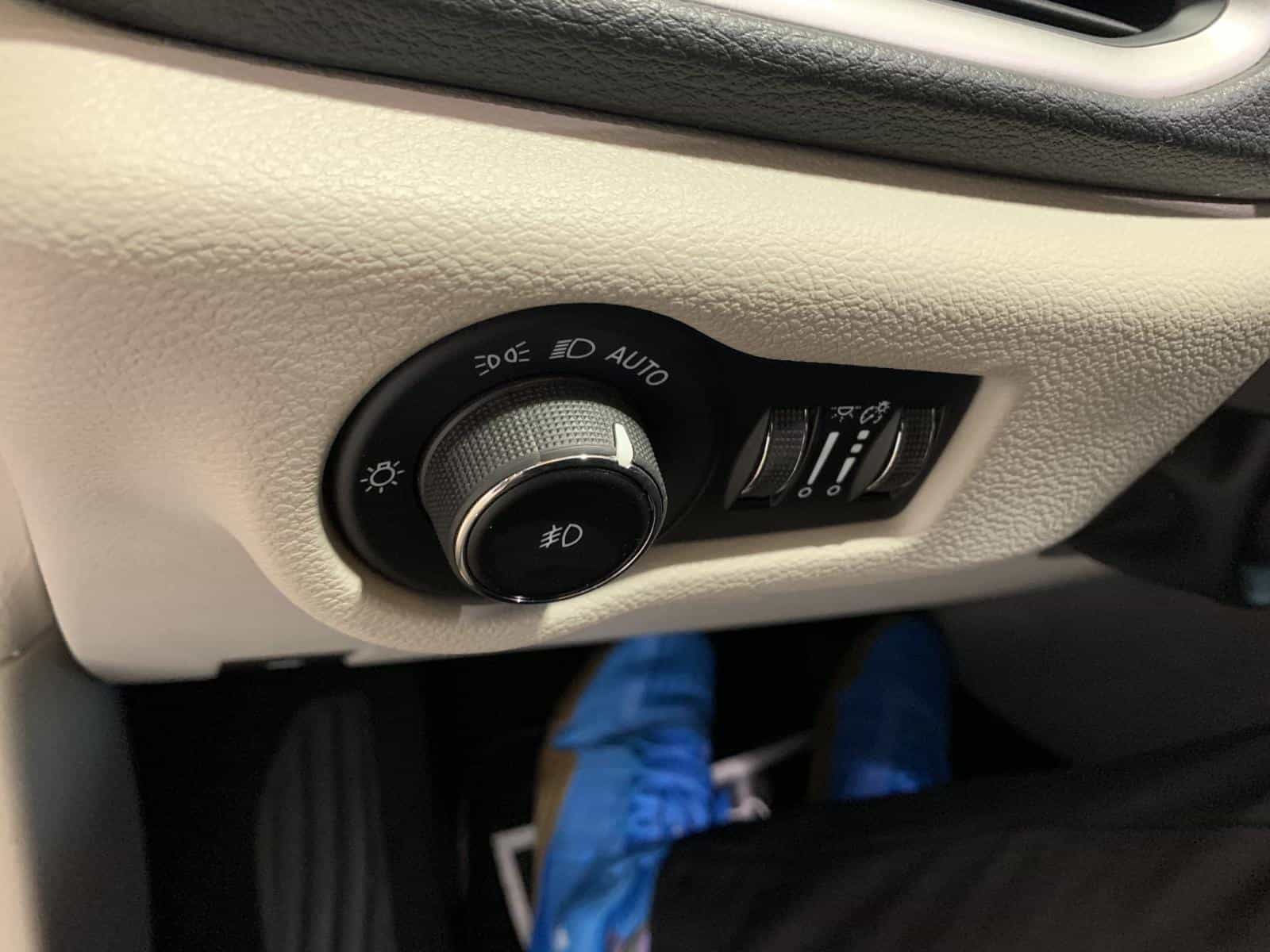 2023 Chrysler Pacifica Hybrid Touring L - Image 20