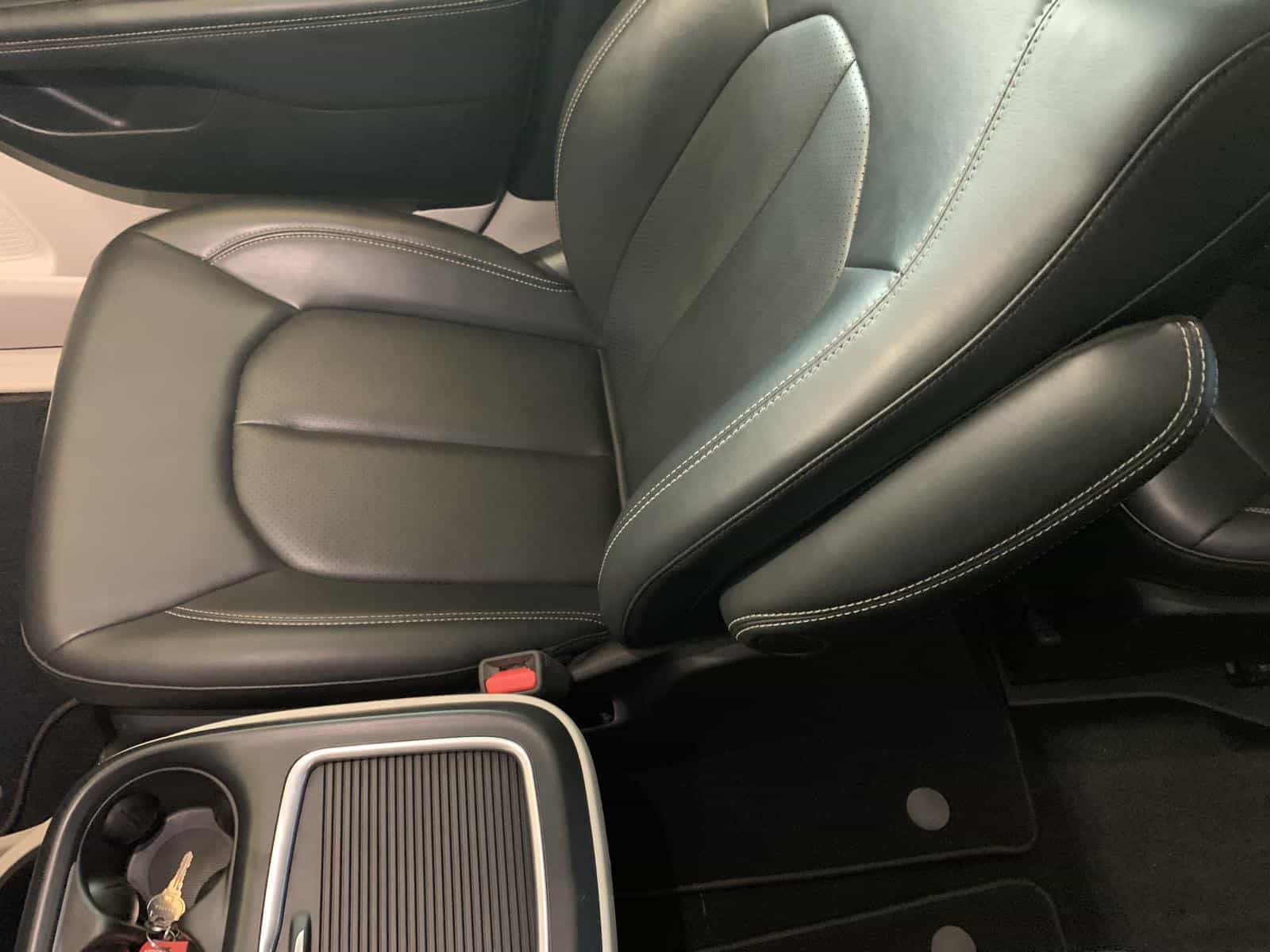 2023 Chrysler Pacifica Hybrid Touring L - Image 25