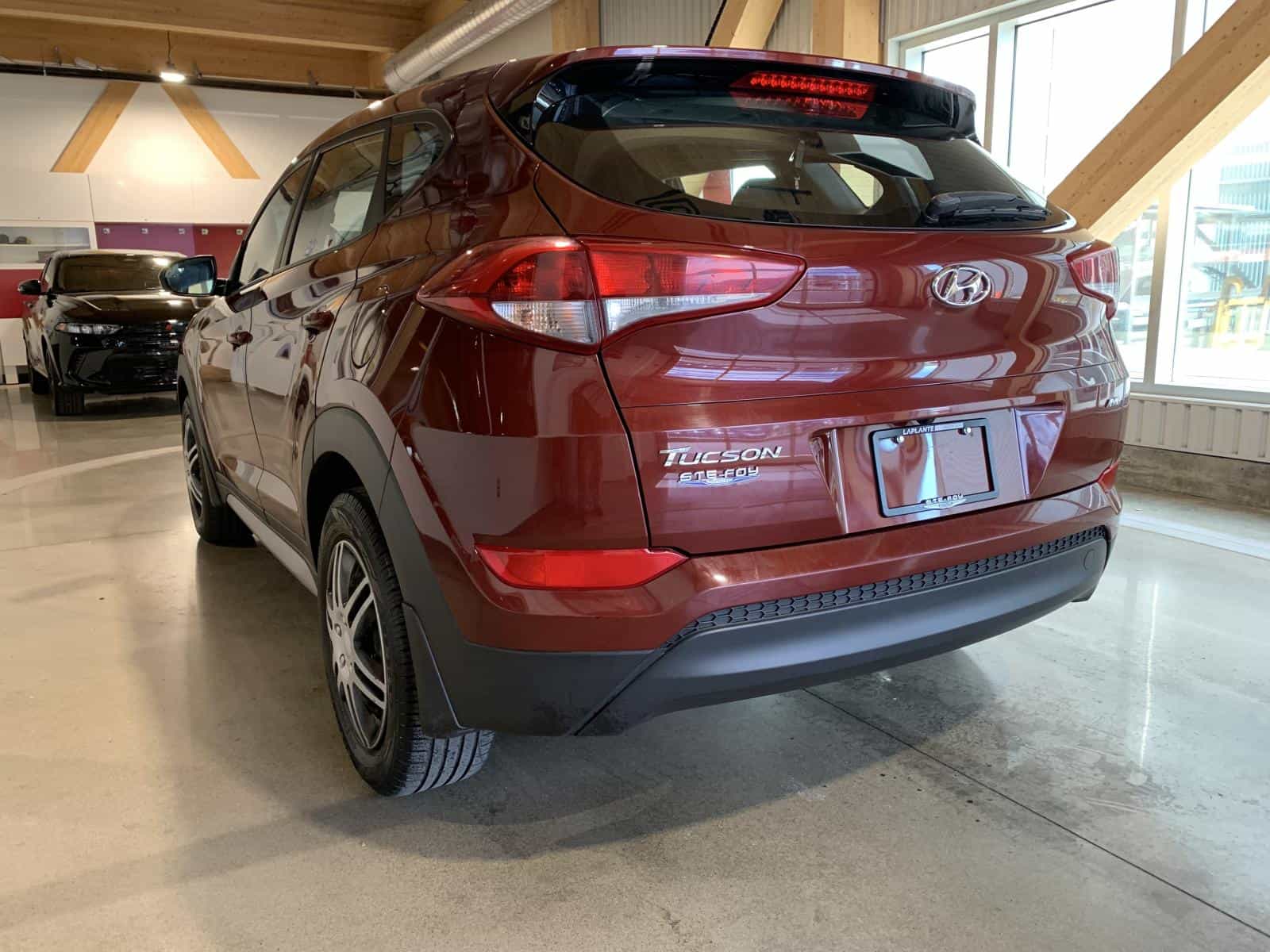 2018 Hyundai Tucson SE 2.0L - Image 2