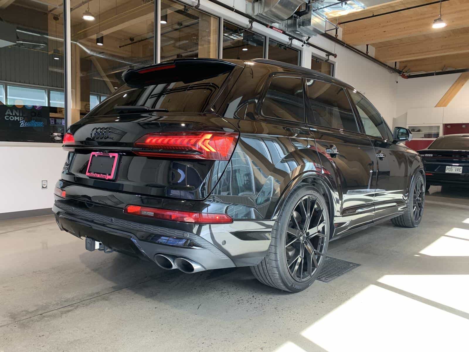 2024 Audi SQ7 Base - Image 3