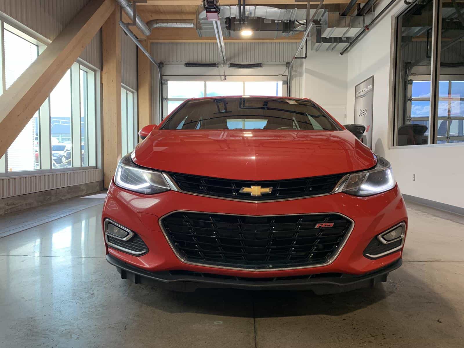 2018 Chevrolet CRUZE LT LT - Image 6