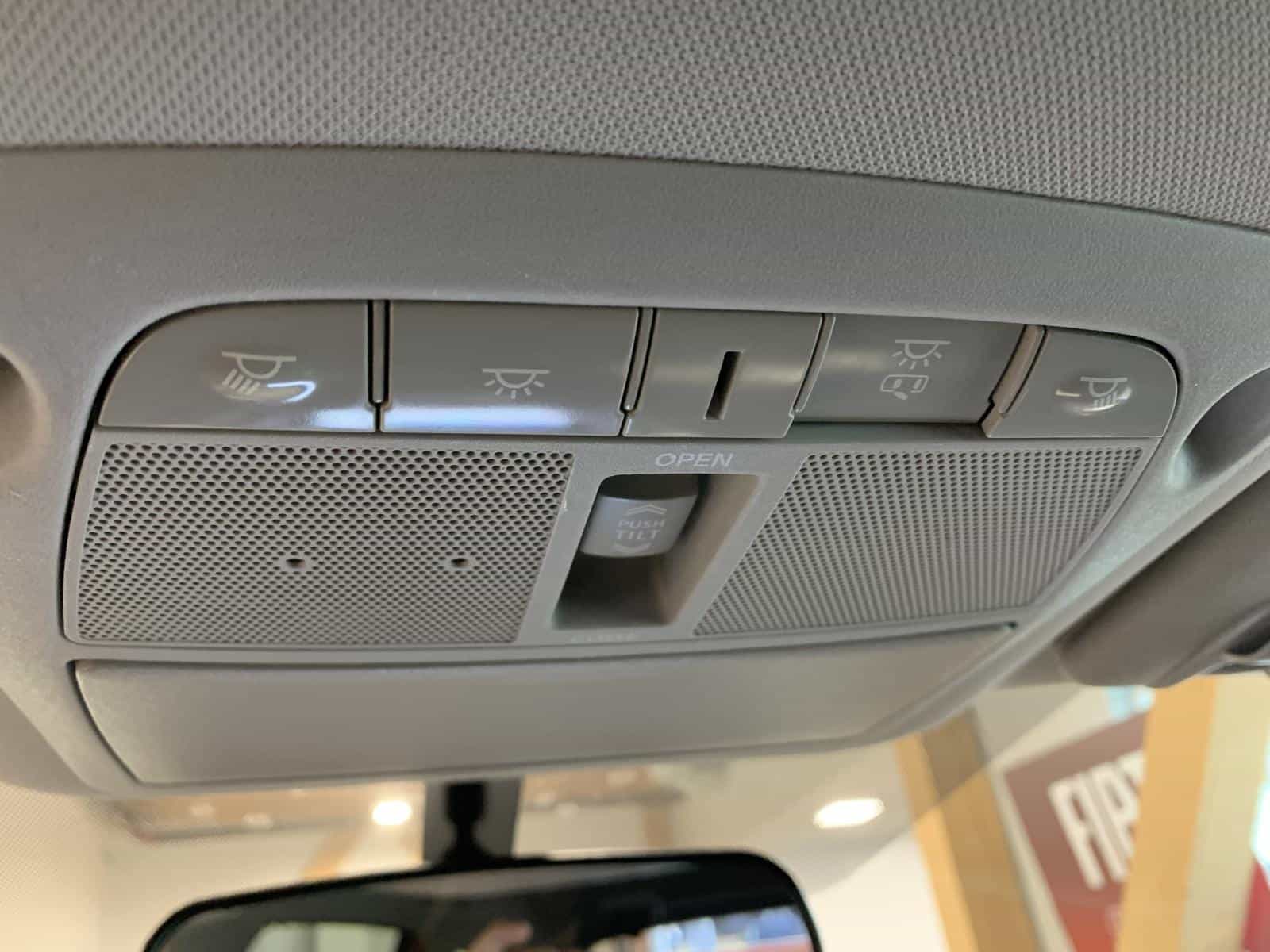 2018 Nissan Murano SV - Image 25