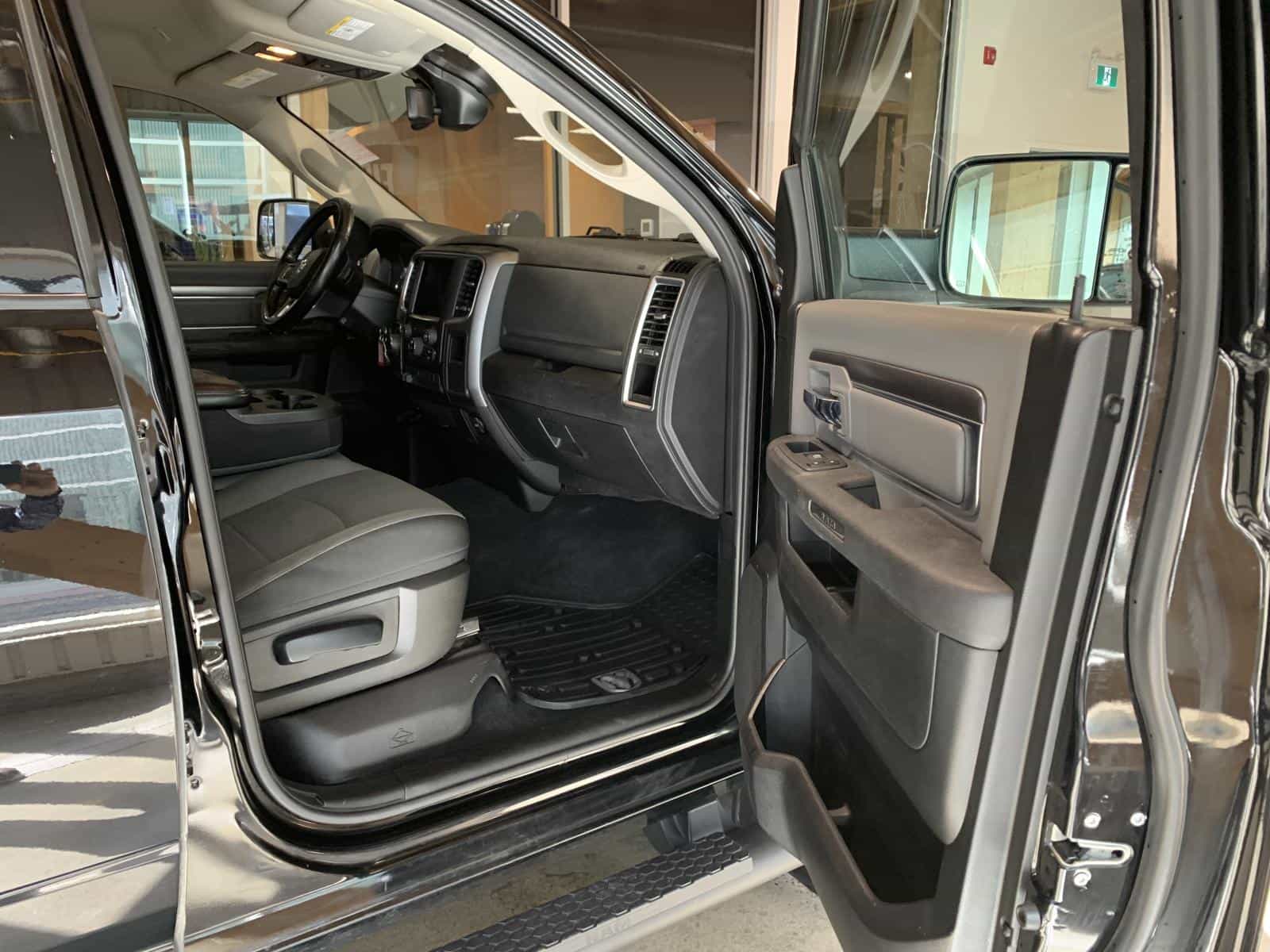 2021 RAM 1500 Classic 1500 Express - Image 8