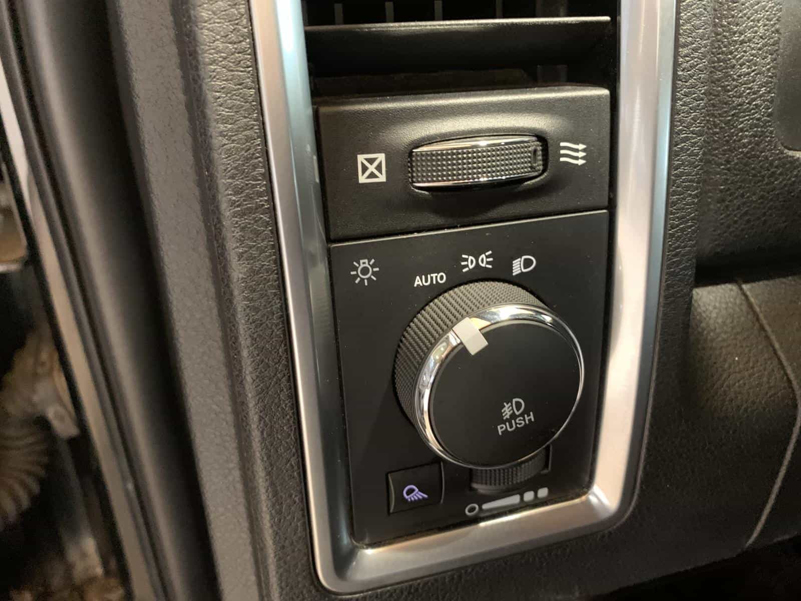 2021 RAM 1500 Classic 1500 Express - Image 19