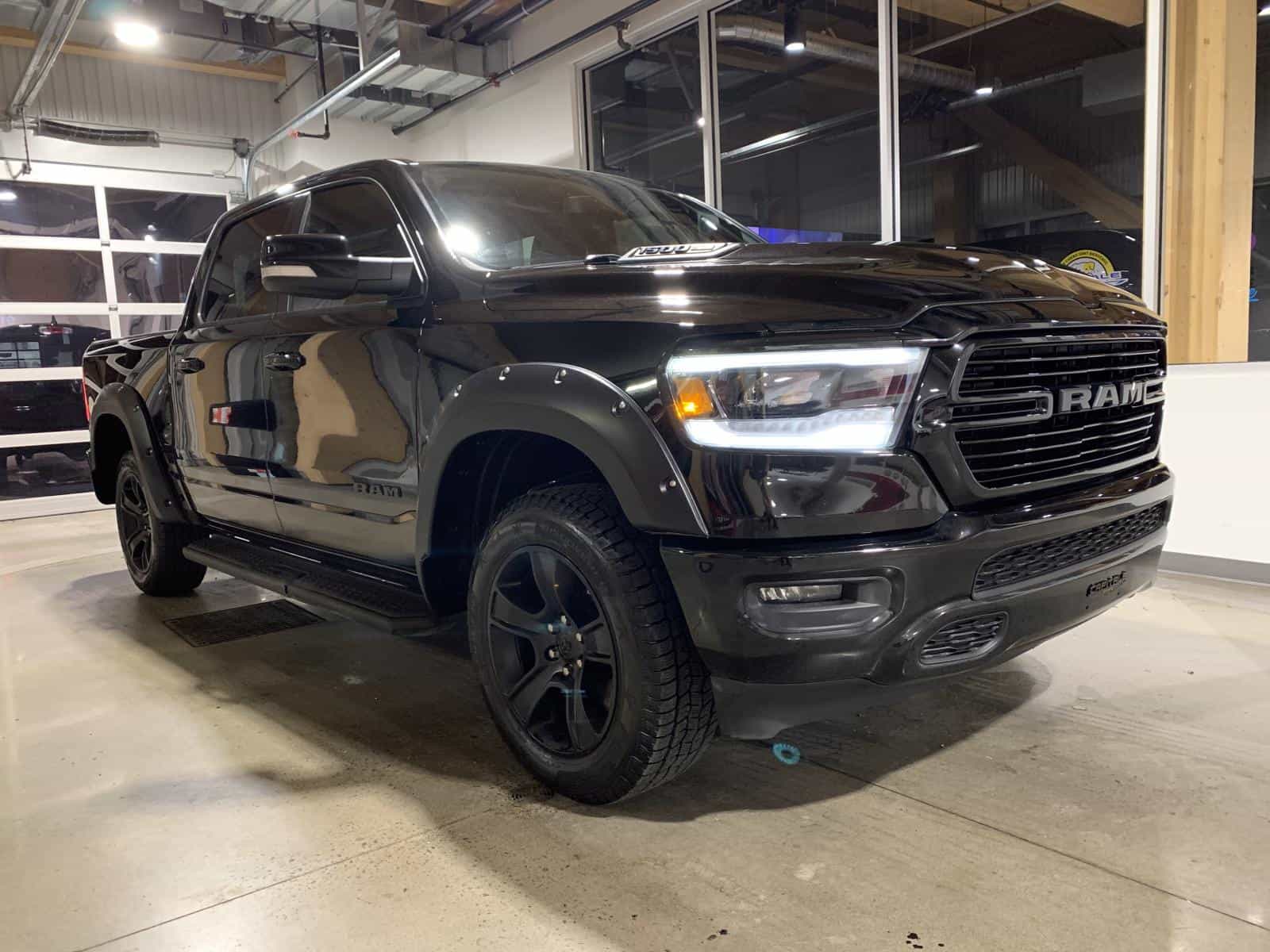 2019 RAM 1500 REBEL Rebel - Image 4