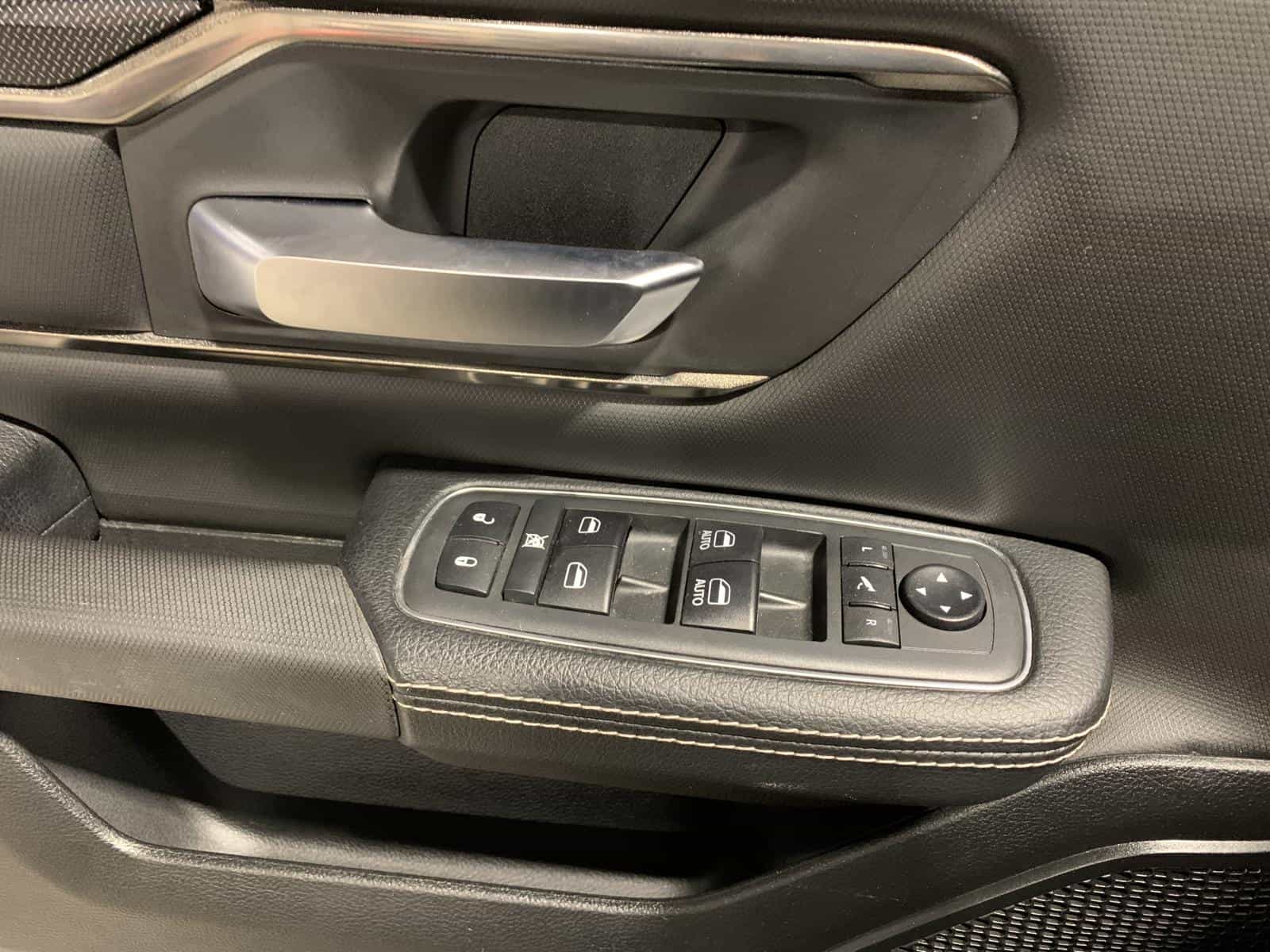 2019 RAM 1500 REBEL Rebel - Image 26