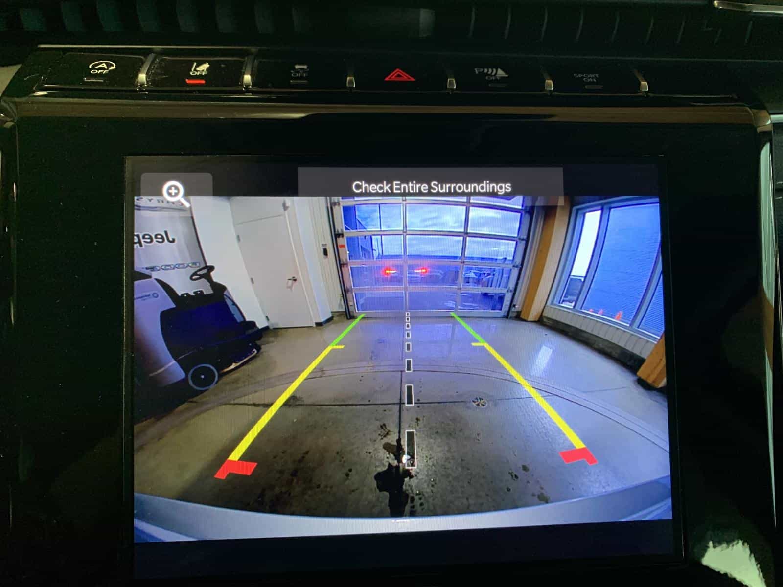 2023 Jeep GRAND CHEROKEE LAREDO/ALT Laredo - Image 15