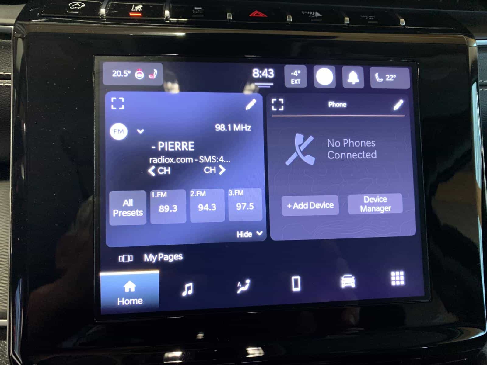 2023 Jeep GRAND CHEROKEE LAREDO/ALT Laredo - Image 29