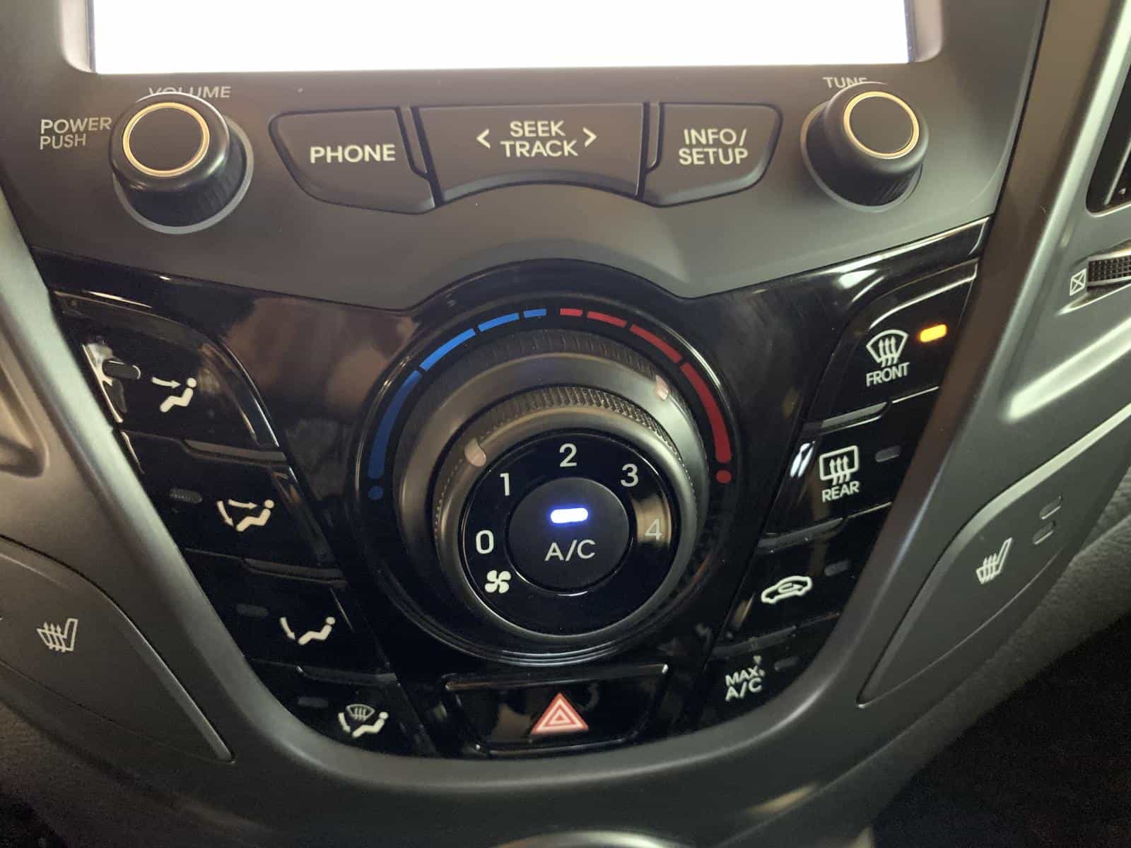 2015 Hyundai Veloster Turbo Turbo - Image 11