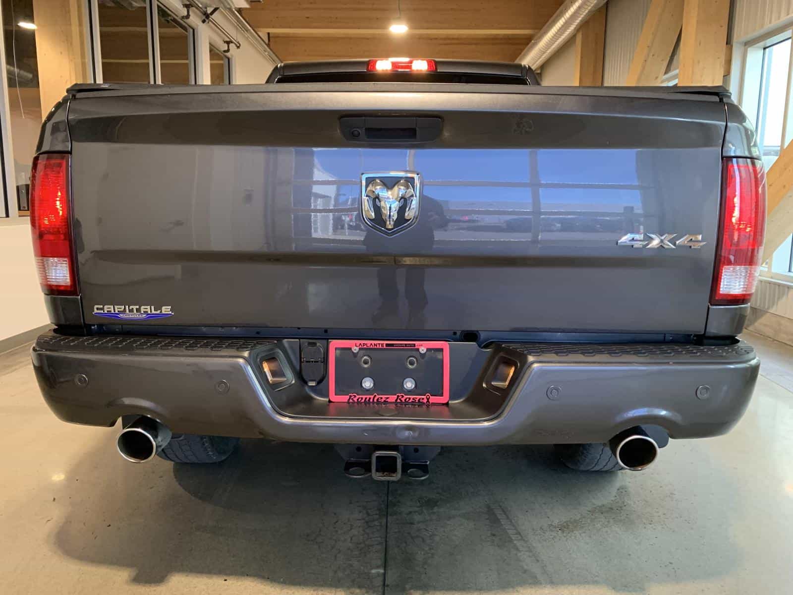 2022 RAM 1500 Classic Express - Image 9