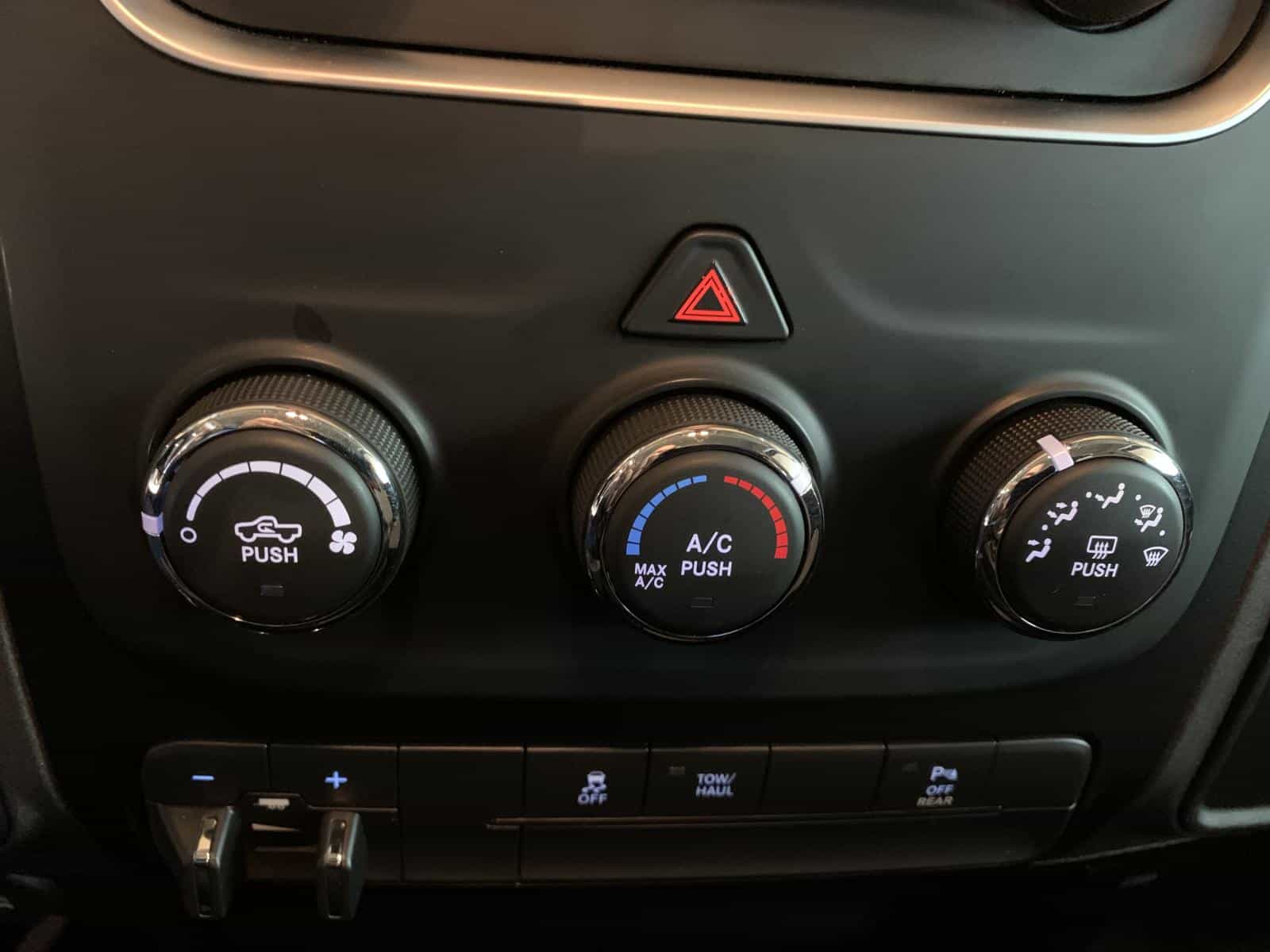 2022 RAM 1500 Classic Express - Image 15