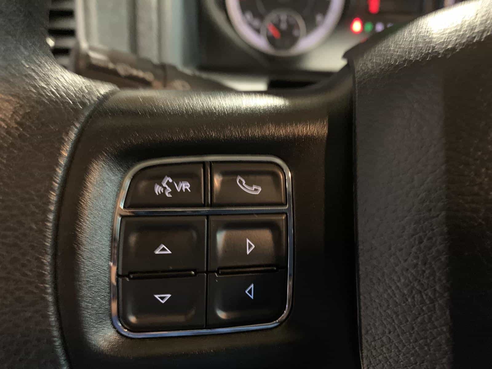 2022 RAM 1500 Classic Express - Image 18