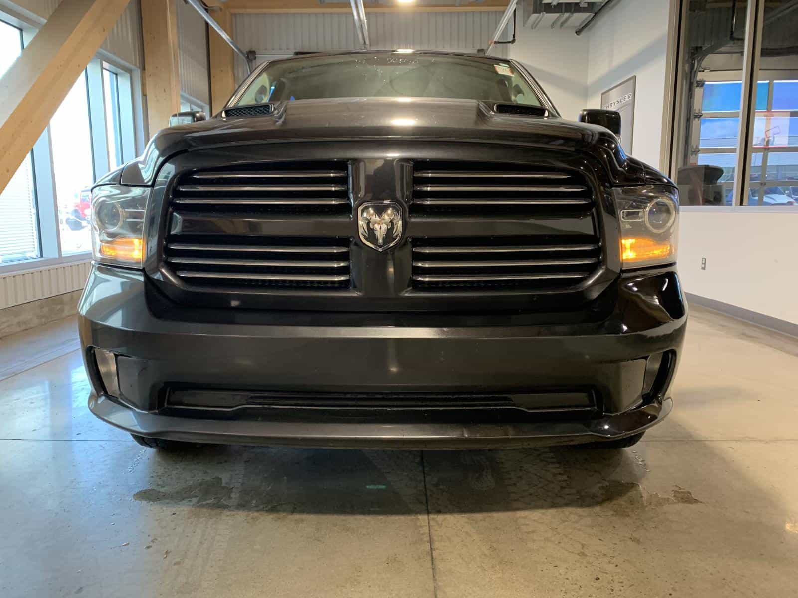 2017 RAM 1500 Sport Sport - Image 5