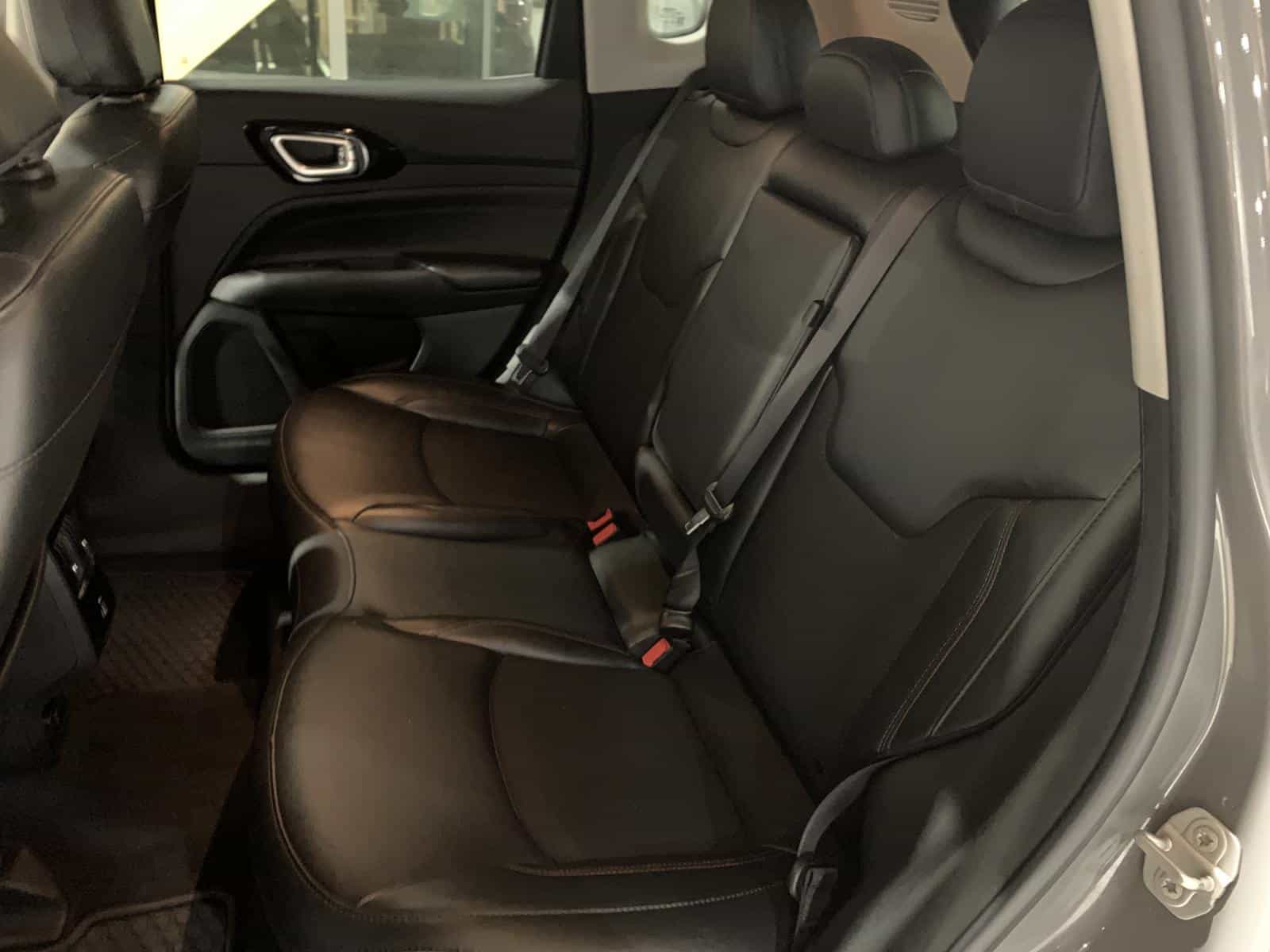 2022 Jeep Compass Trailhawk - Image 12