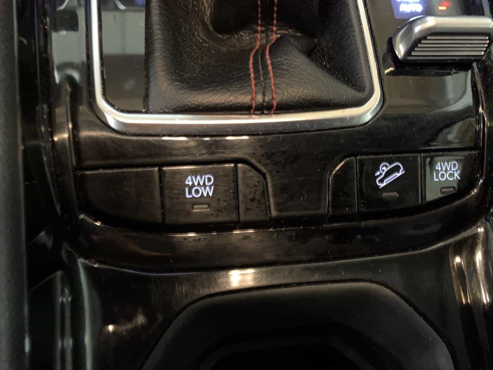 2022 Jeep Compass Trailhawk - Image 20