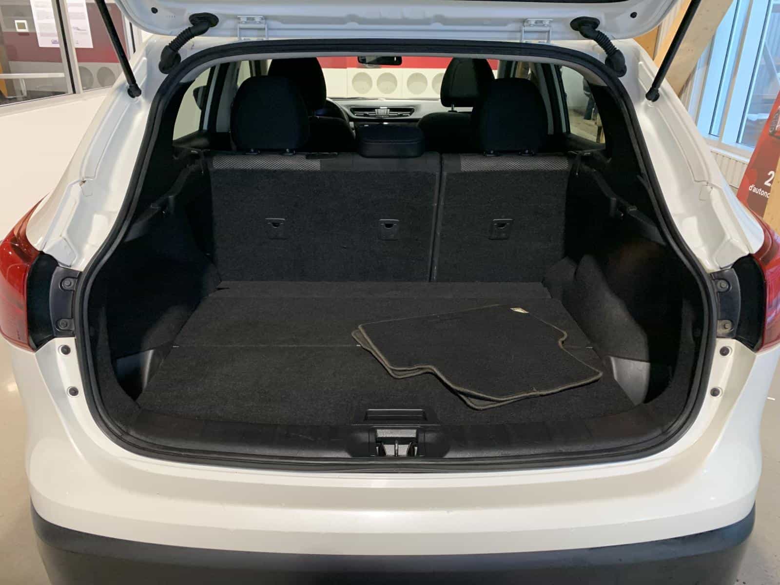 2017 Nissan Rogue Sport S/Sv/Sl S - Image 8