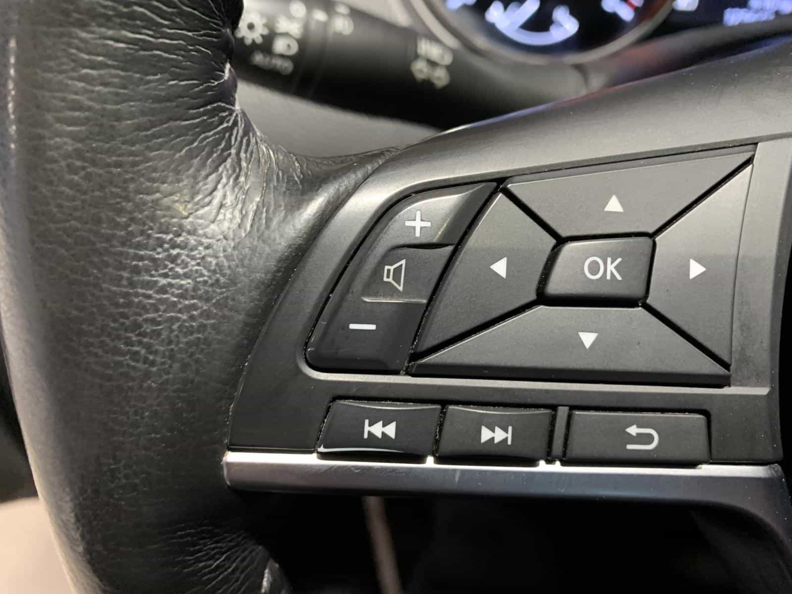 2017 Nissan Rogue Sport S/Sv/Sl S - Image 19