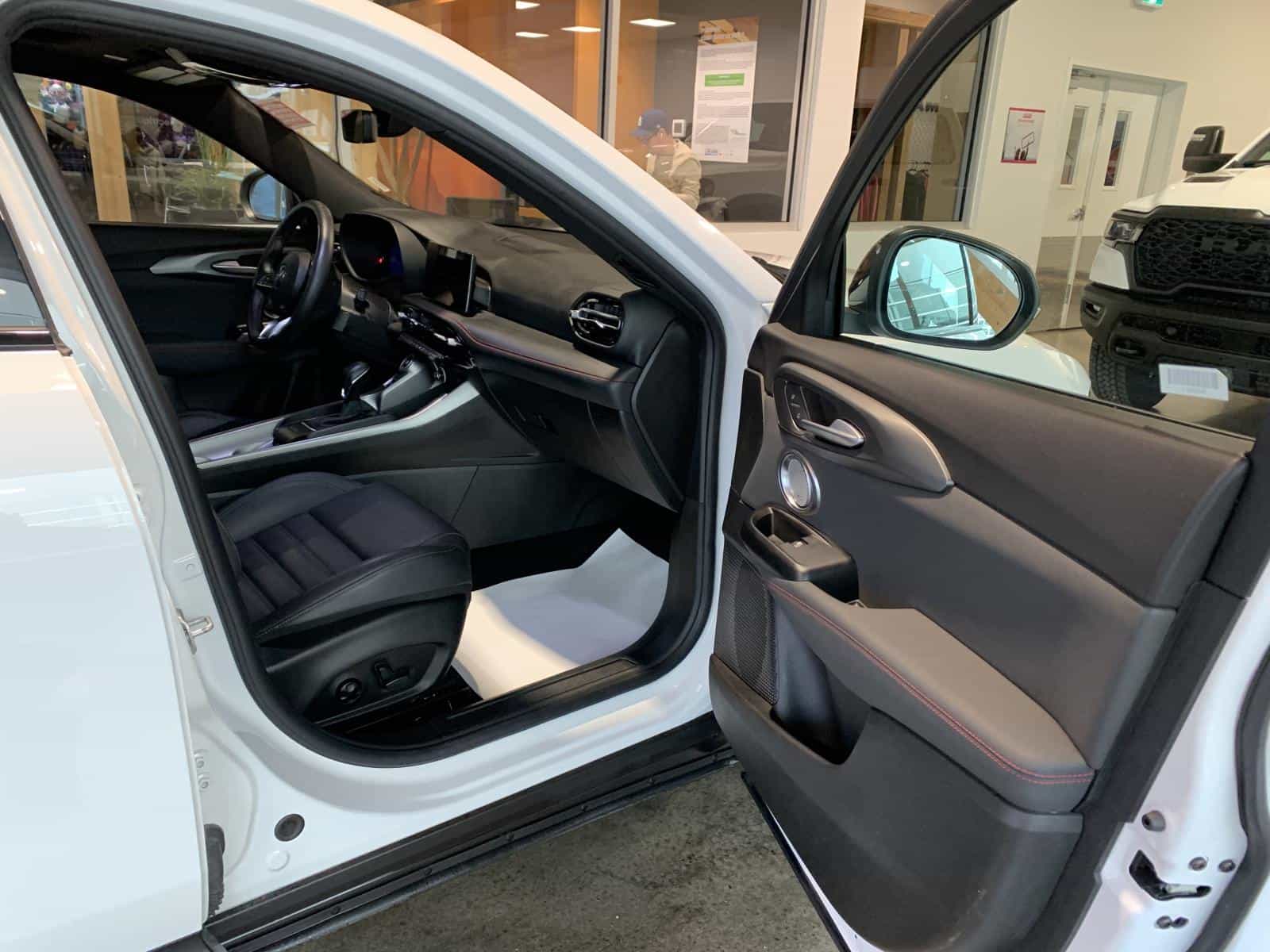 2024 Dodge Hornet GT - Image 8