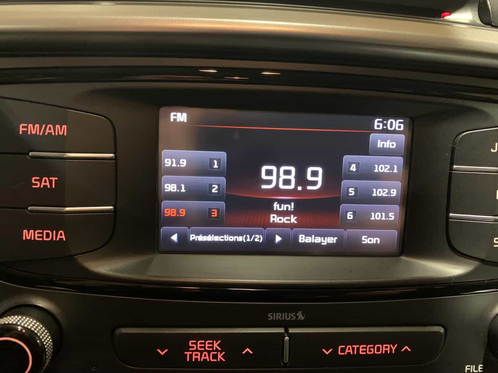 2018 Kia SORENTO LX/L LX - Image 15