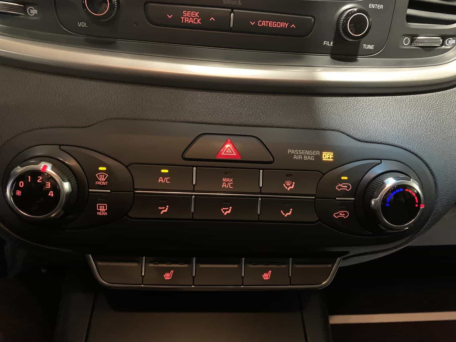 2018 Kia Sorento LX - Image 16