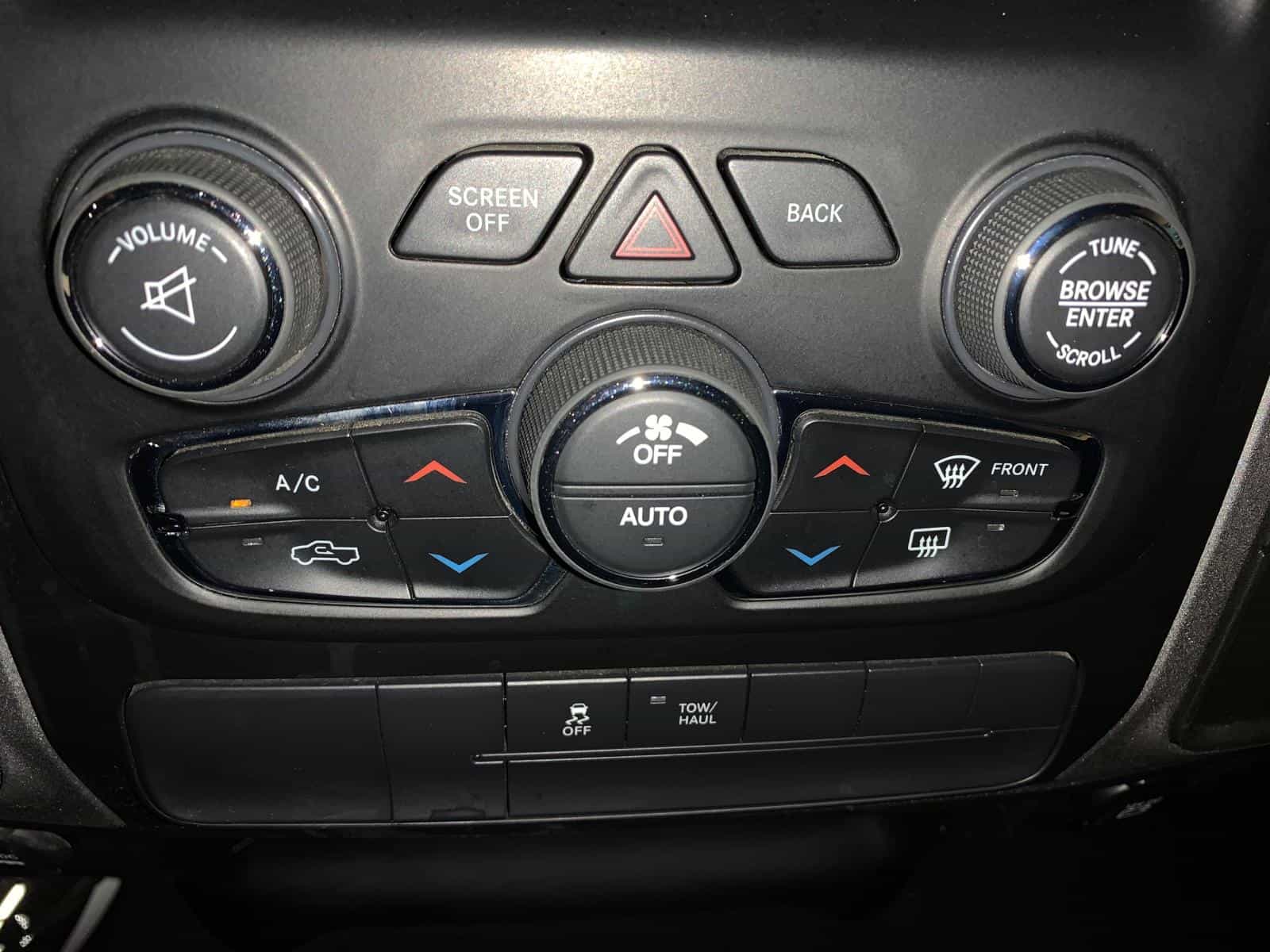 2021 RAM 1500 Classic Express - Image 15