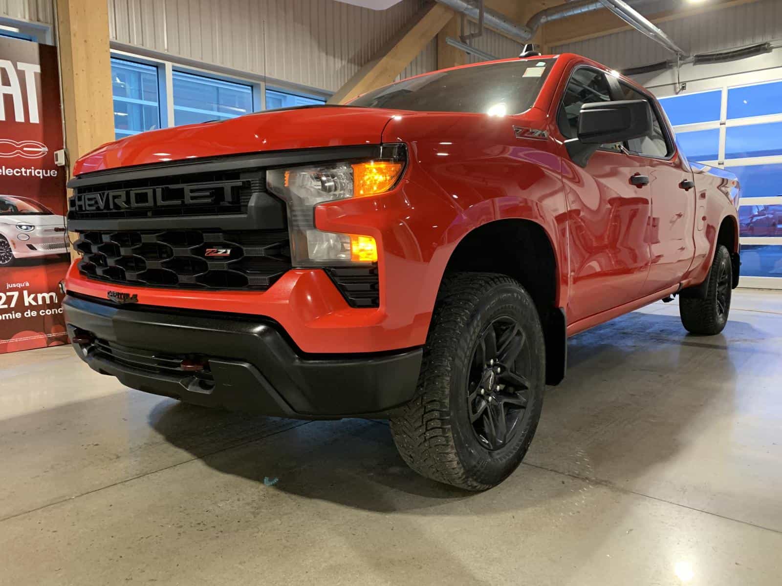 2024 Chevrolet Silverado 1500 Custom Trail Boss - Image 1