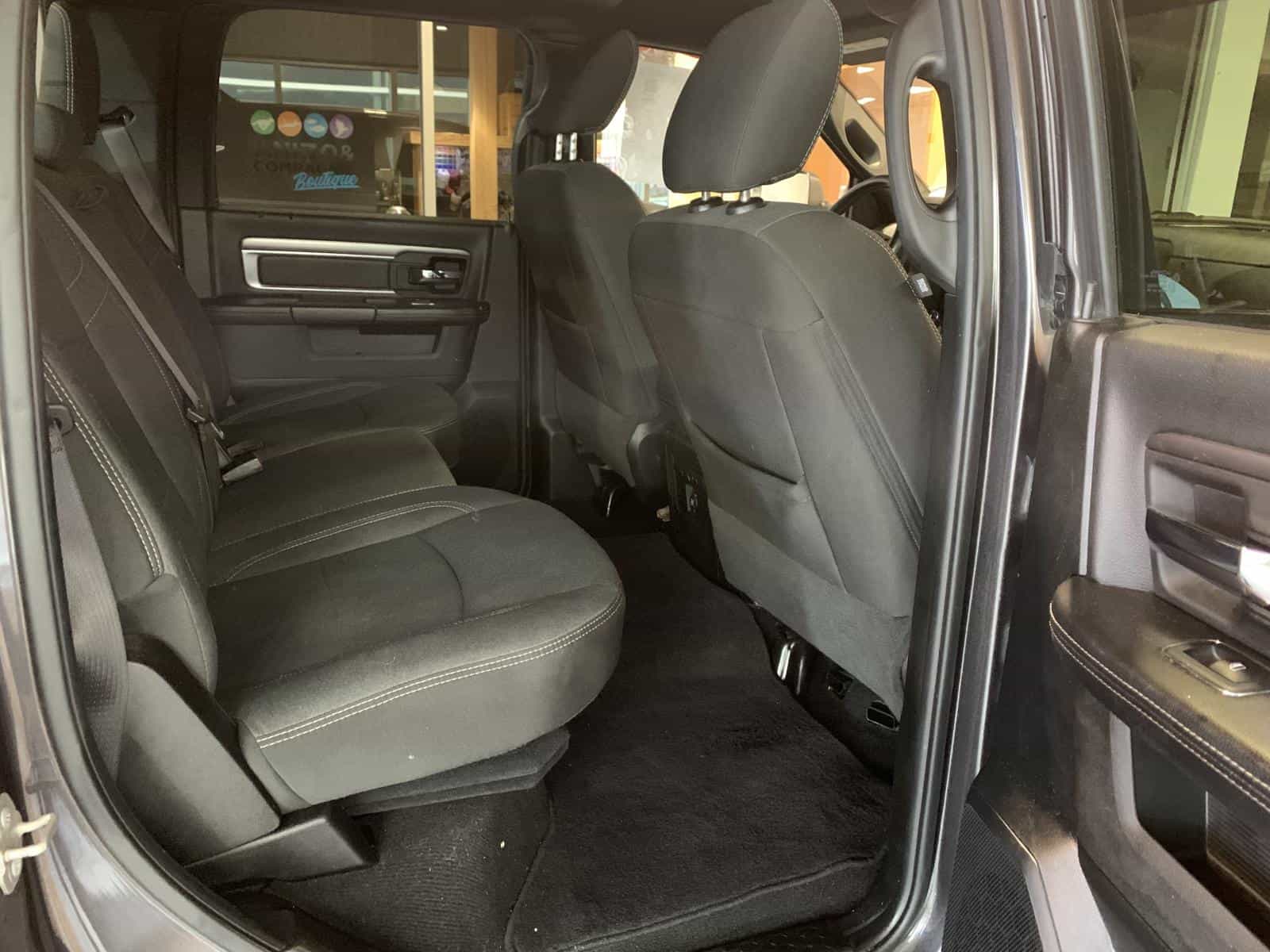 2023 RAM 1500 Warlock - Image 9