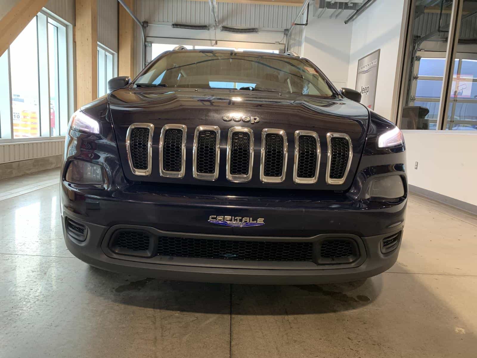 2016 Jeep Cherokee S Sport - Image 5