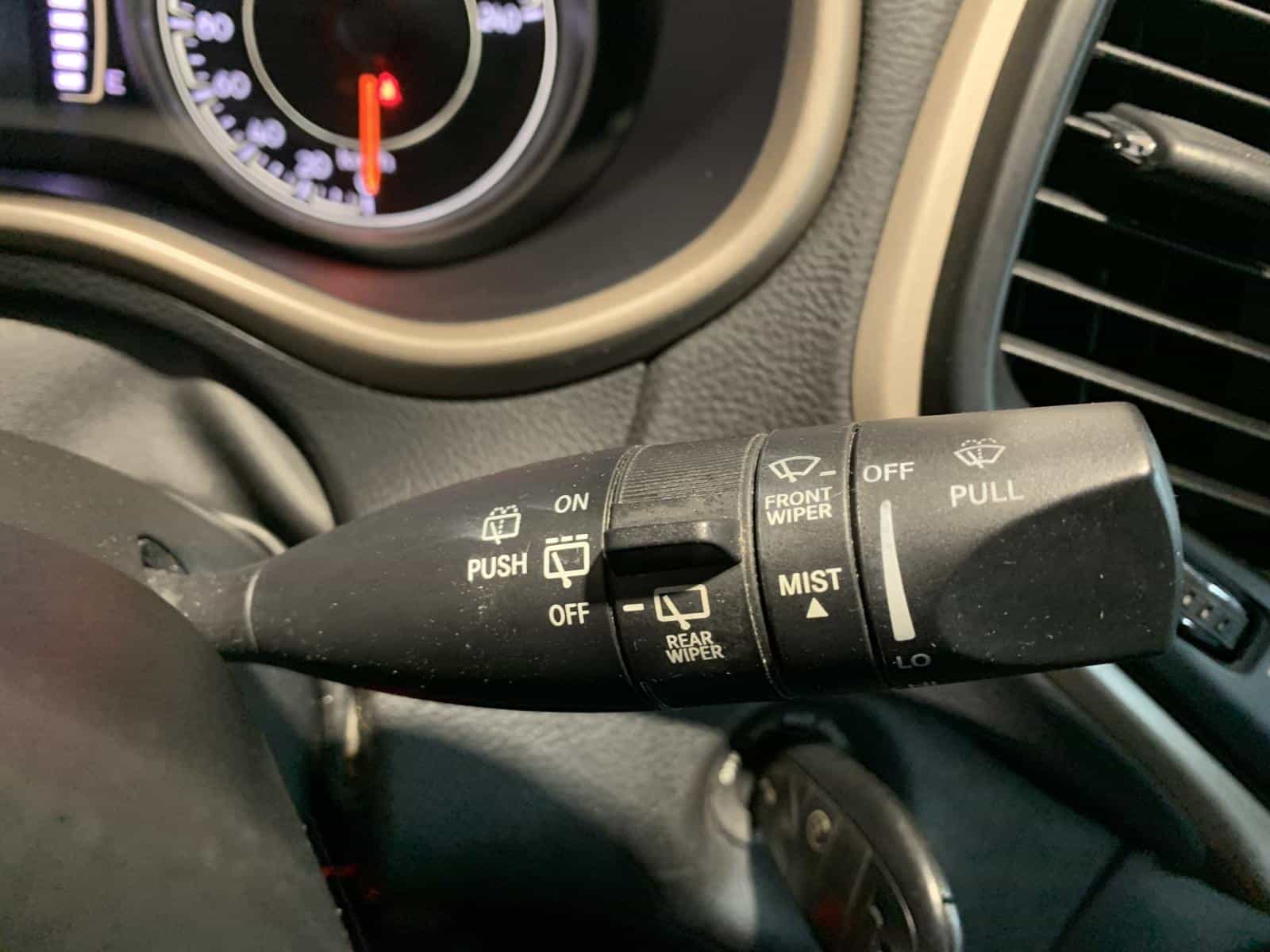 2016 Jeep Cherokee Sport - Image 17