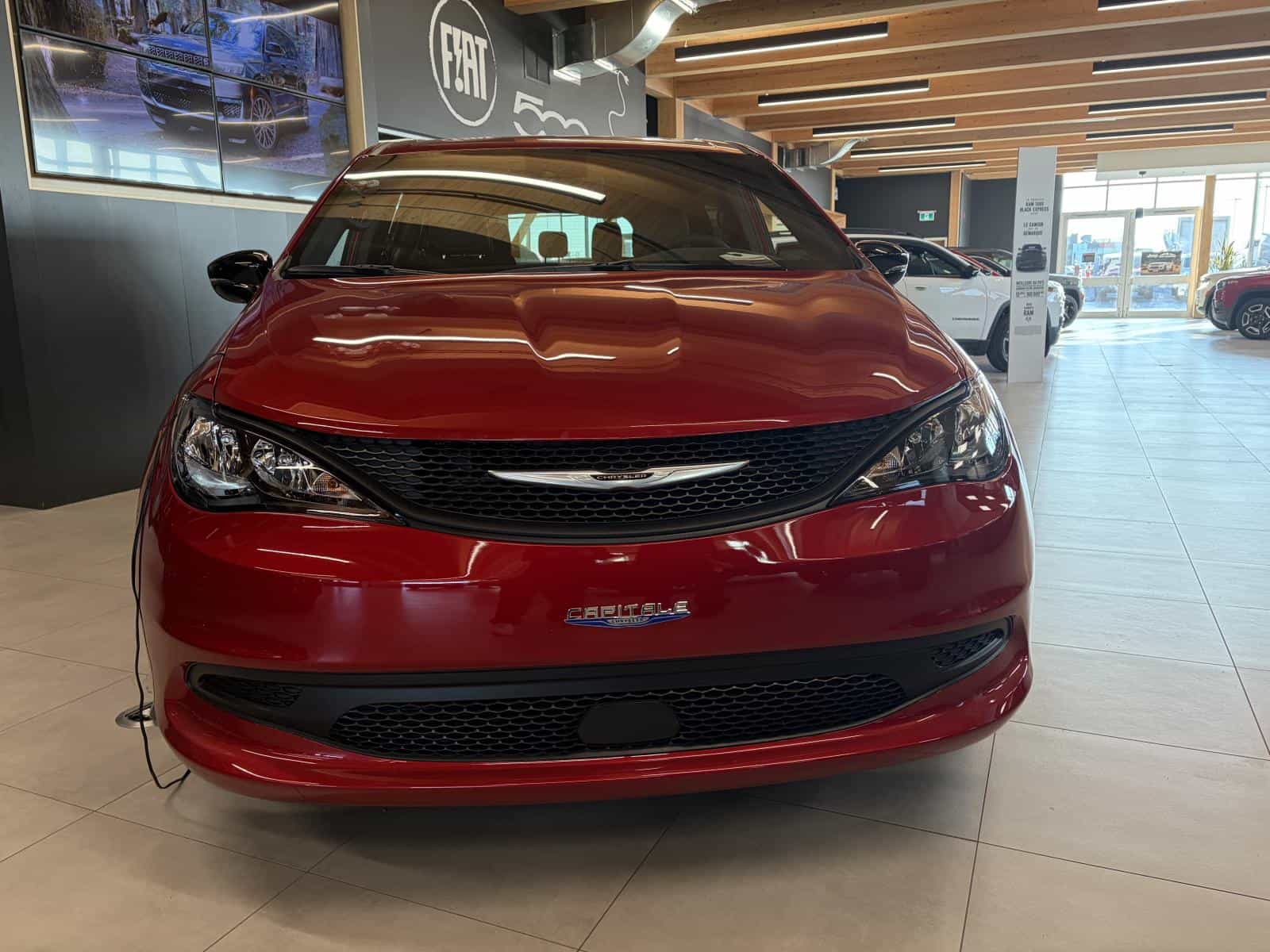 Image 2 Chrysler Grand Caravan SXT 2026