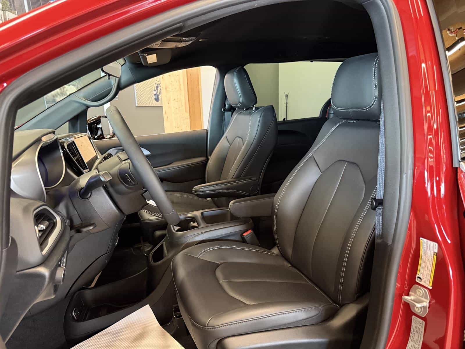 Image 6 Chrysler Grand Caravan SXT 2026