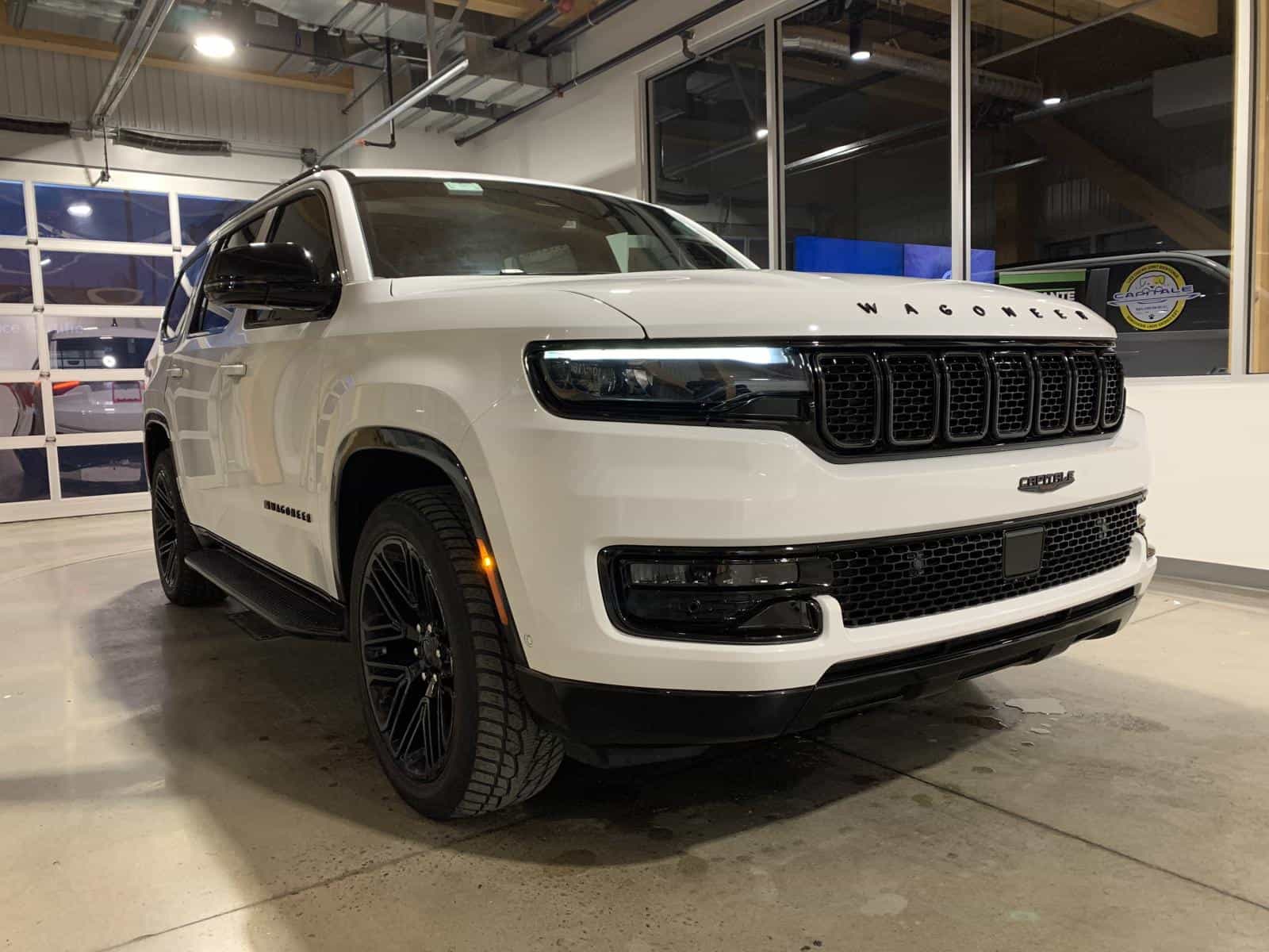 2024 Jeep Wagoneer Series Ii Series II Carbide - Image 5