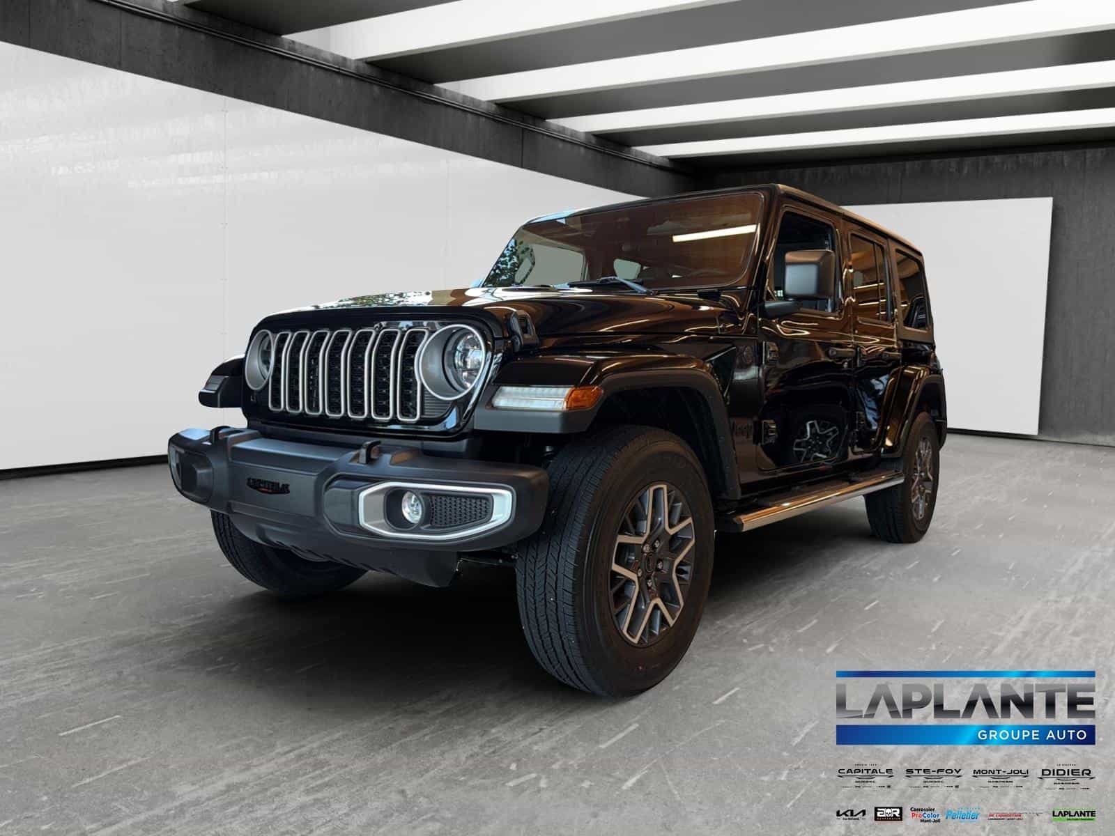 Image 1 Jeep Wrangler 4-Door Sahara 2025