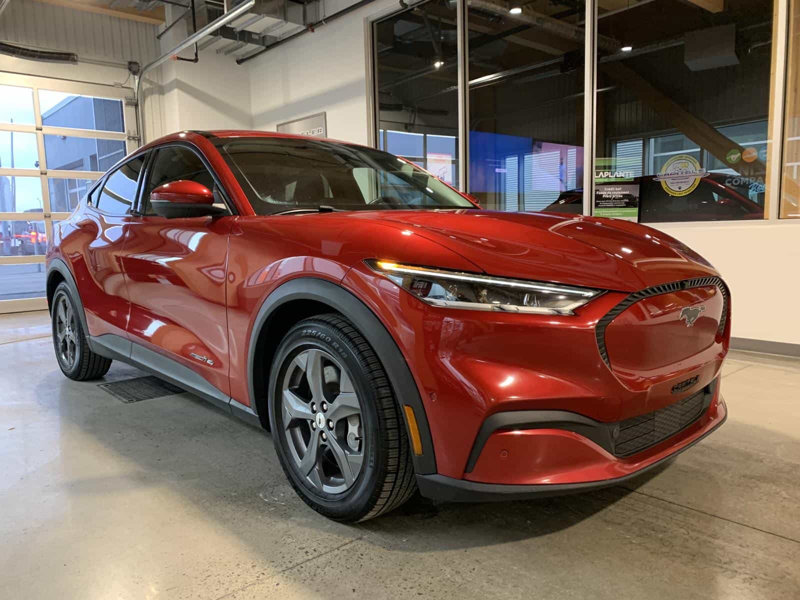 2021 Ford Mustang MACH-E Select - Image 5