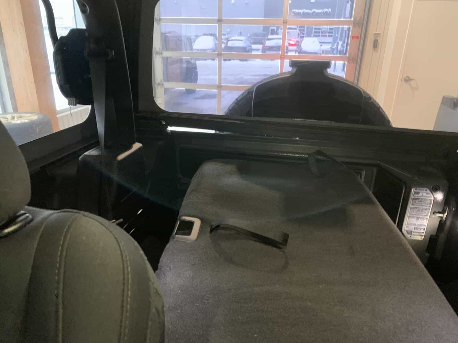 2023 Jeep Wrangler Rubicon - Image 21