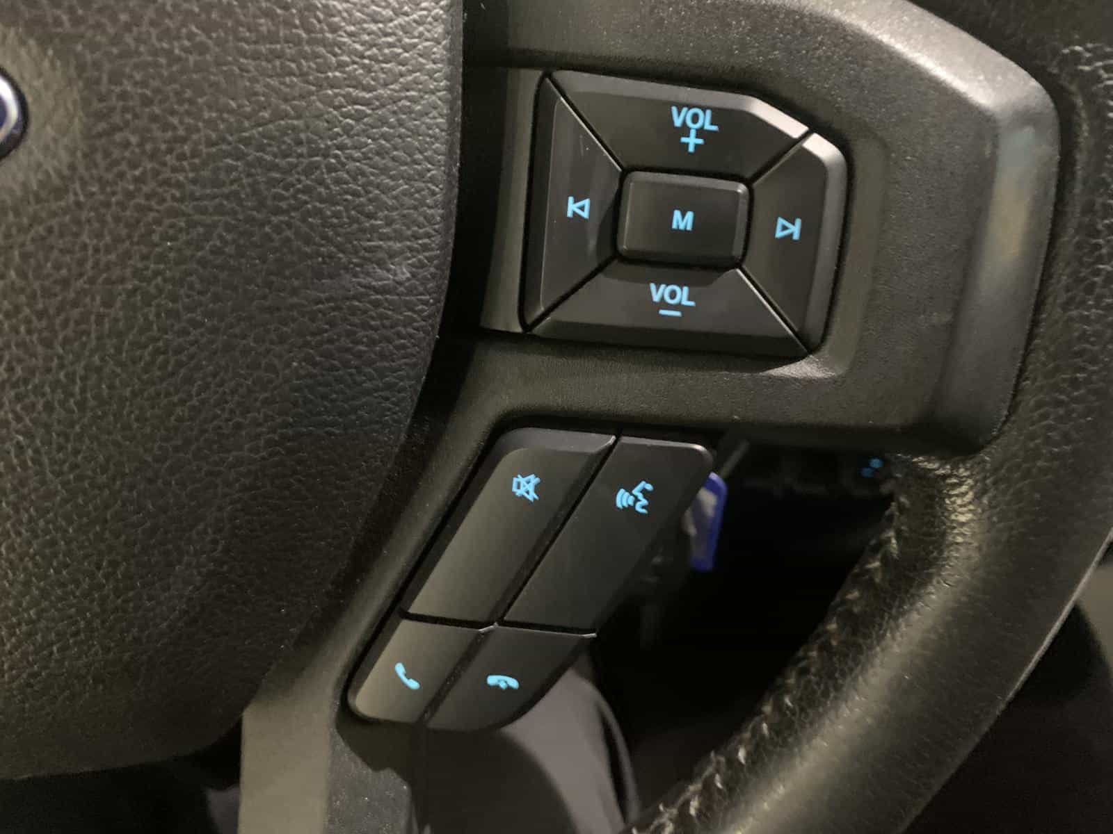 2015 Ford F150 F-150 XLT - Image 19