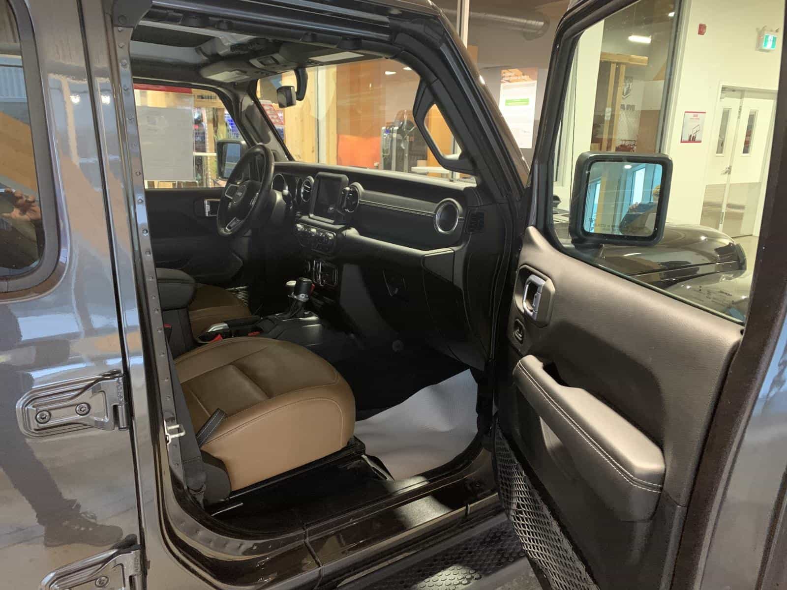 2021 Jeep Wrangler 4xe Unlimited Sahara - Image 9