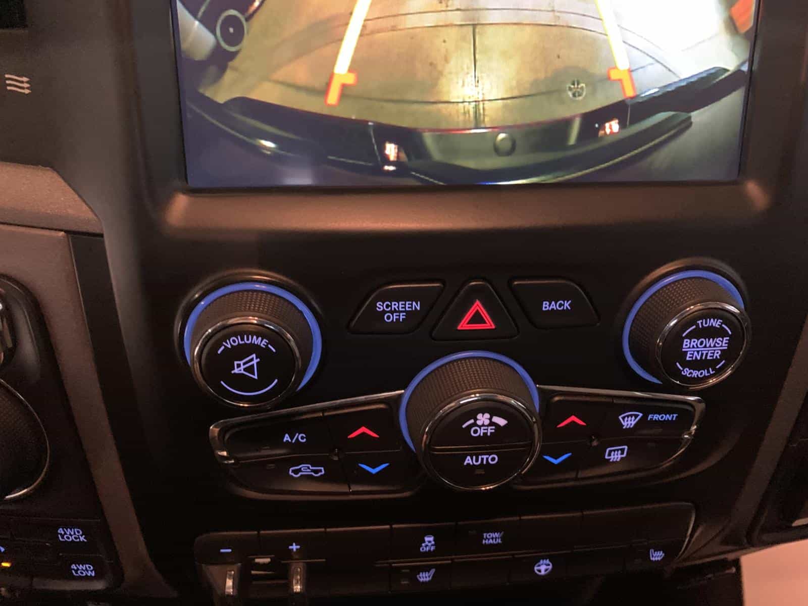 2021 RAM 1500 Classic SXT - Image 16