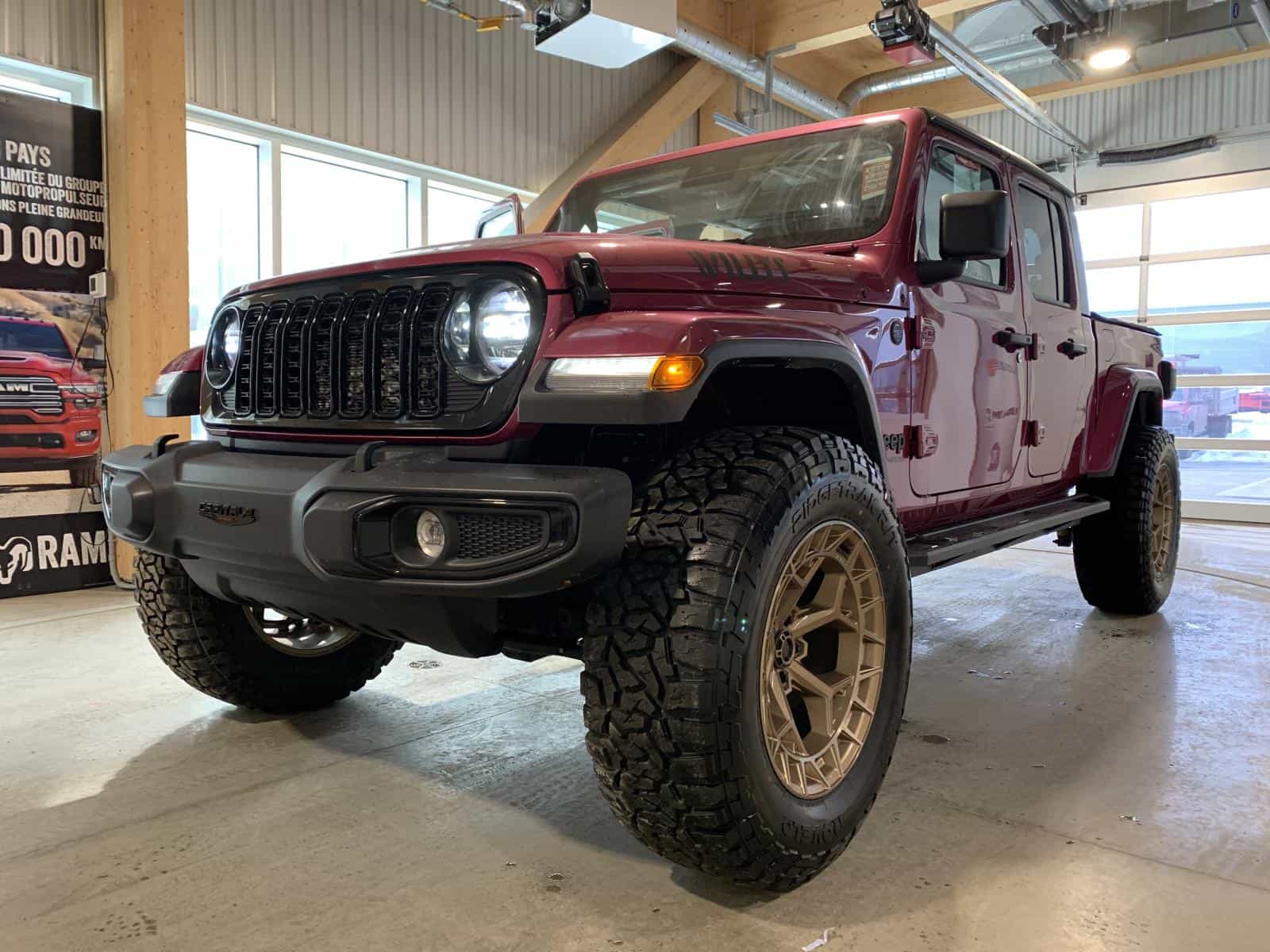 2024 Jeep Gladiator Sport Willys - Image 1